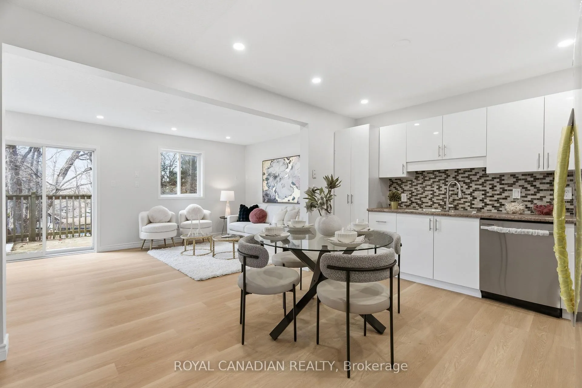 Photo 11 of 1496 Franklin Boulevard, Cambridge — HOMEH