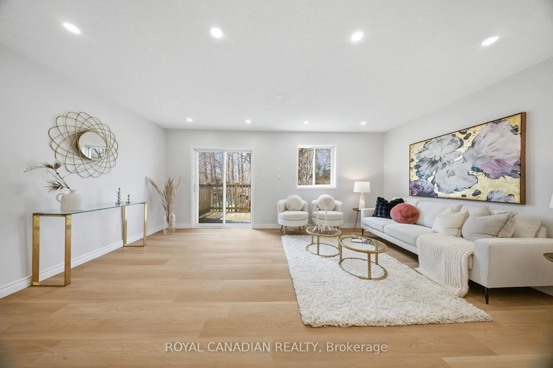 Photo 14 of 1496 Franklin Boulevard, Cambridge — HOMEH