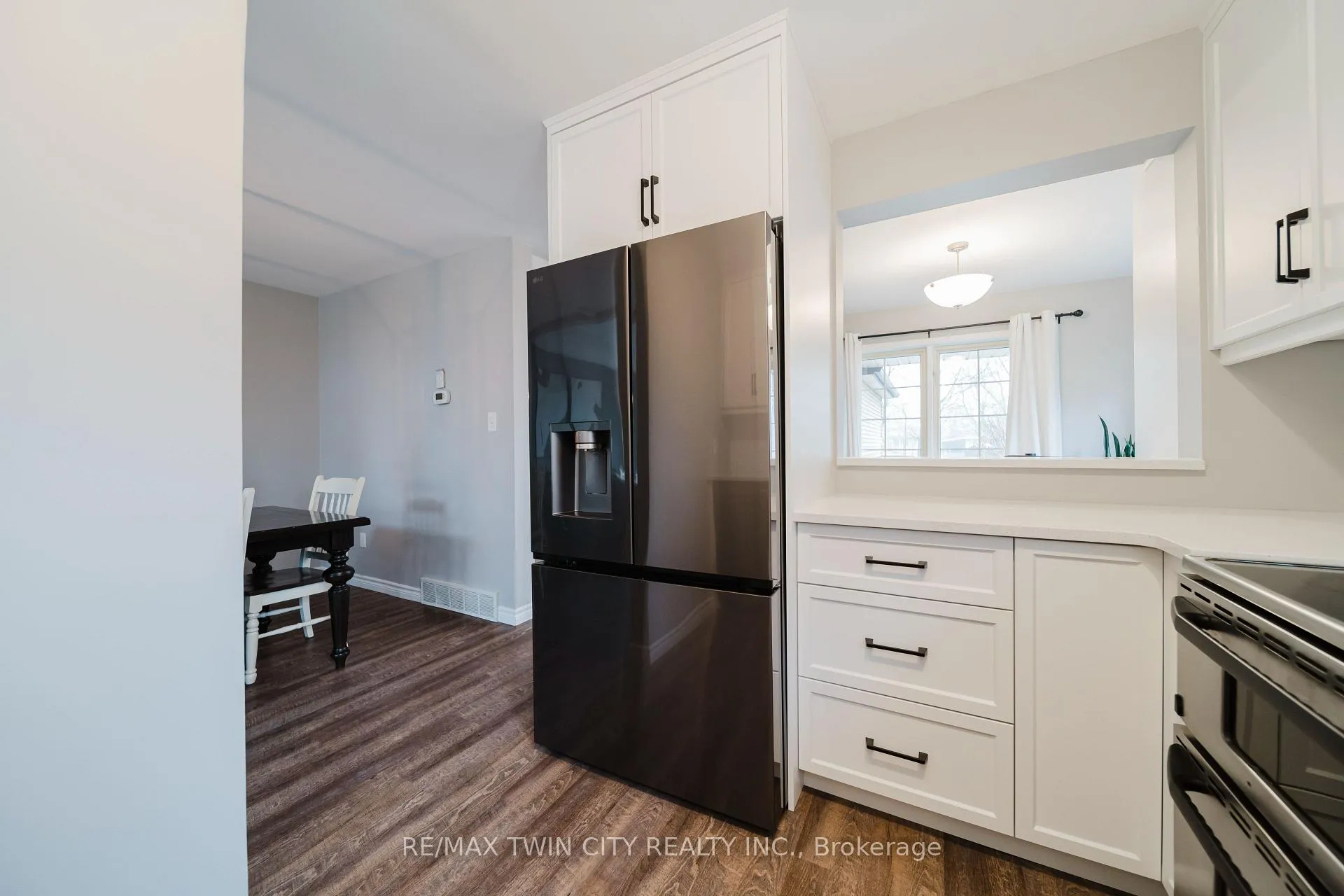 Photo 6 of Unit 13, 20 Forrest Avenue W, Wilmot — HOMEH