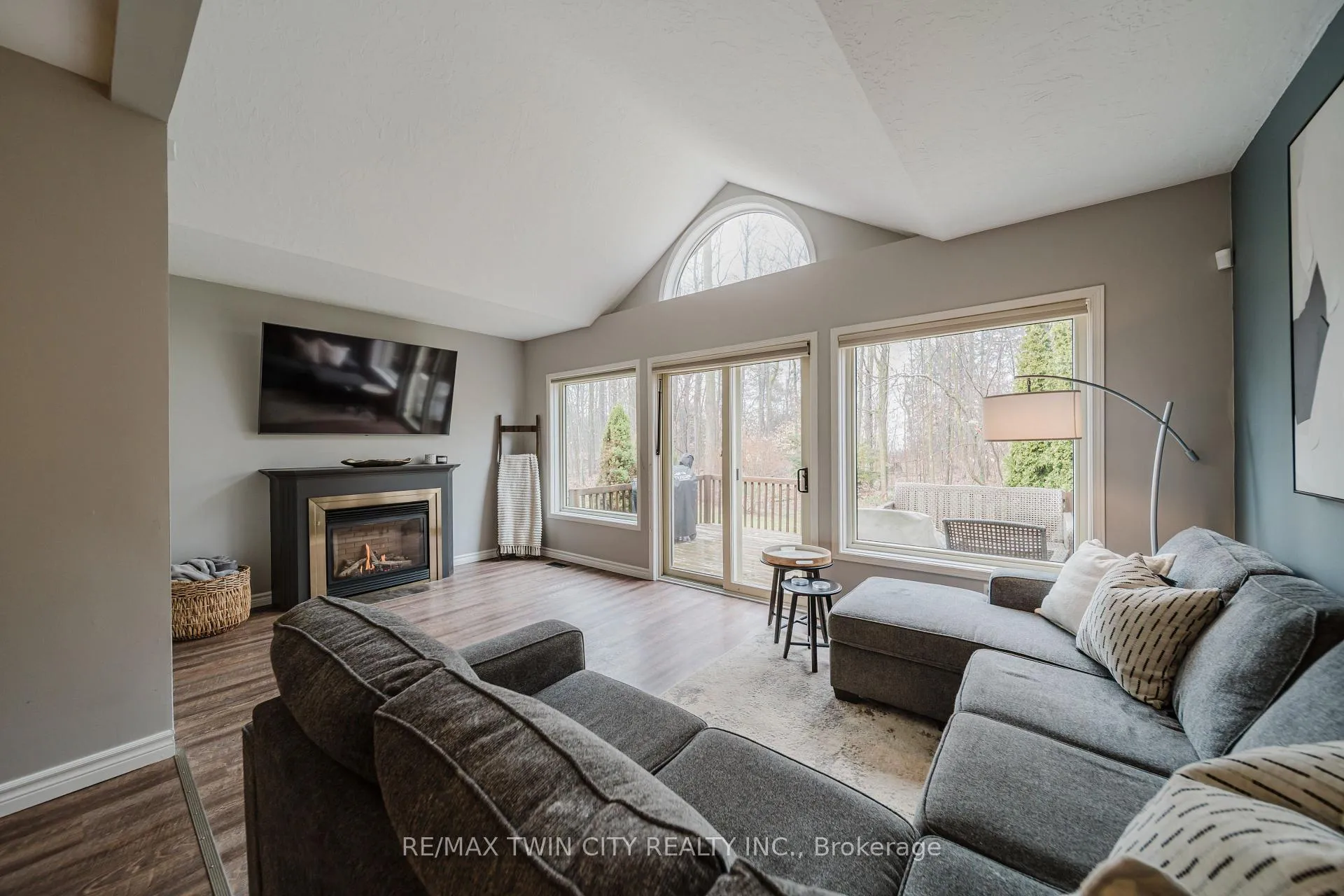 Photo 16 of Unit 13, 20 Forrest Avenue W, Wilmot — HOMEH