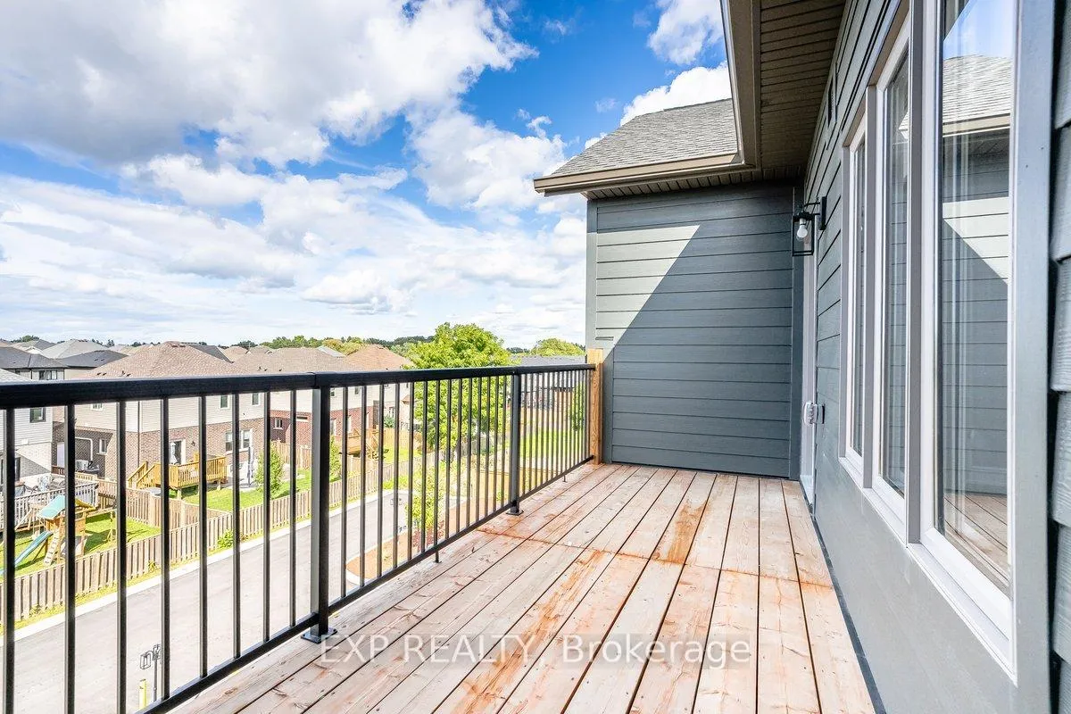Photo 6 of Unit 303, 163 Port Robinson Road, Pelham, Fonthill — HOMEH