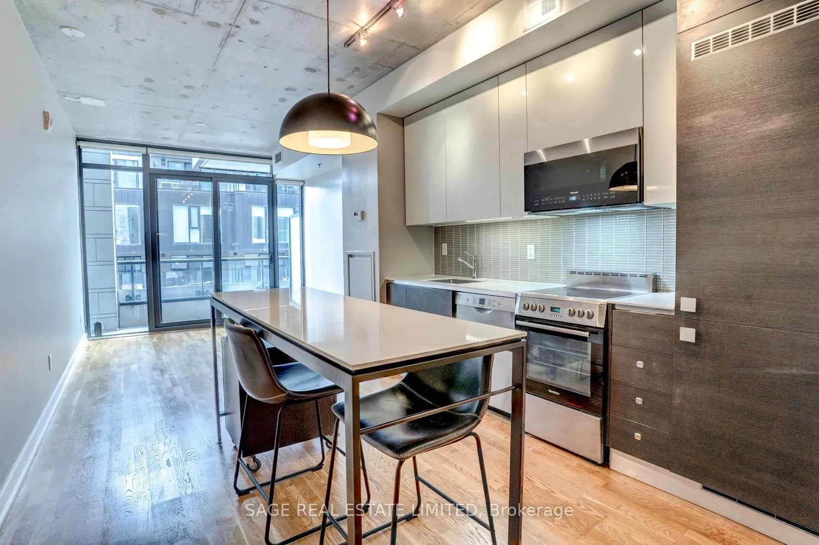 Photo 6 of Unit 321, 8 Dovercourt Road, Toronto, Little Portugal — HOMEH