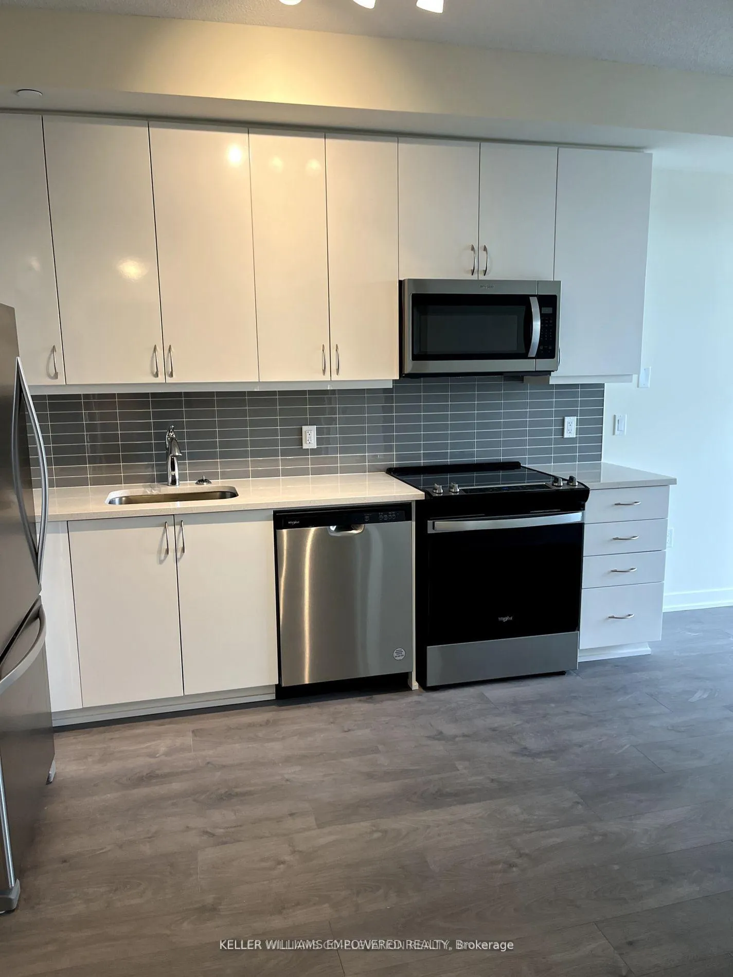 Photo 5 of Unit 2801, 38 Annie Craig Drive, Etobicoke, Mimico — HOMEH