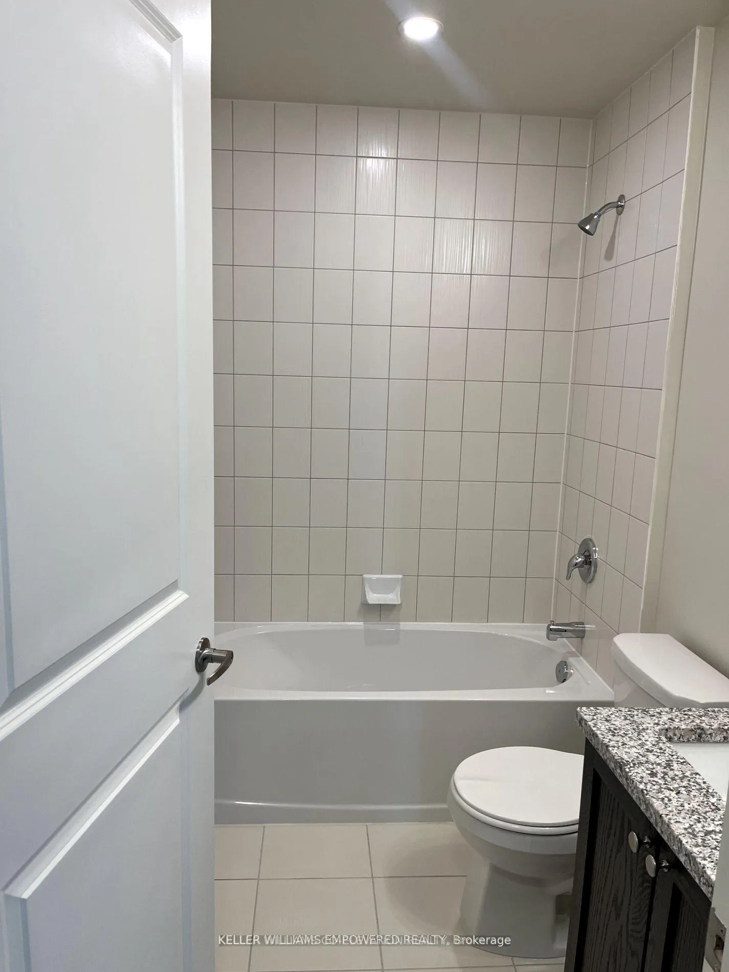 Photo 13 of Unit 2801, 38 Annie Craig Drive, Etobicoke, Mimico — HOMEH
