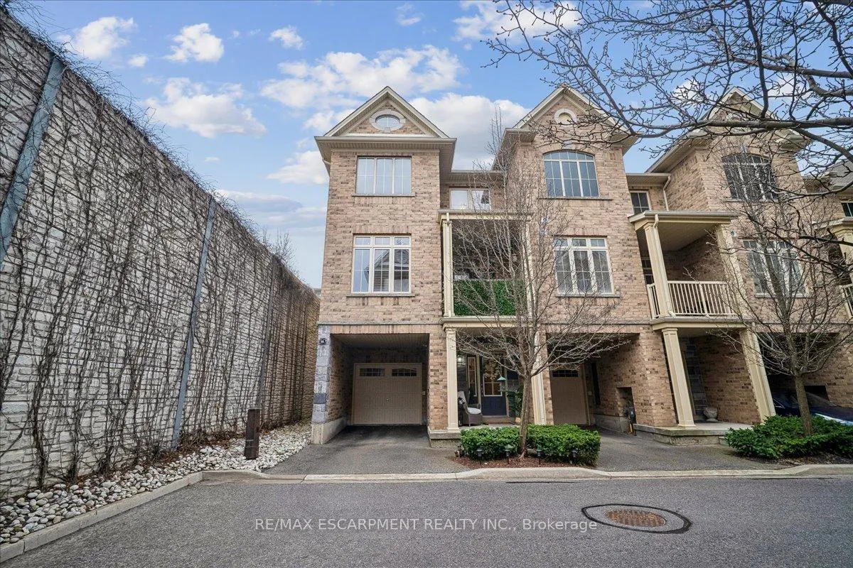 Photo 1 of Unit #40, 181 Plains Road W, Burlington, Bayview — HOMEH