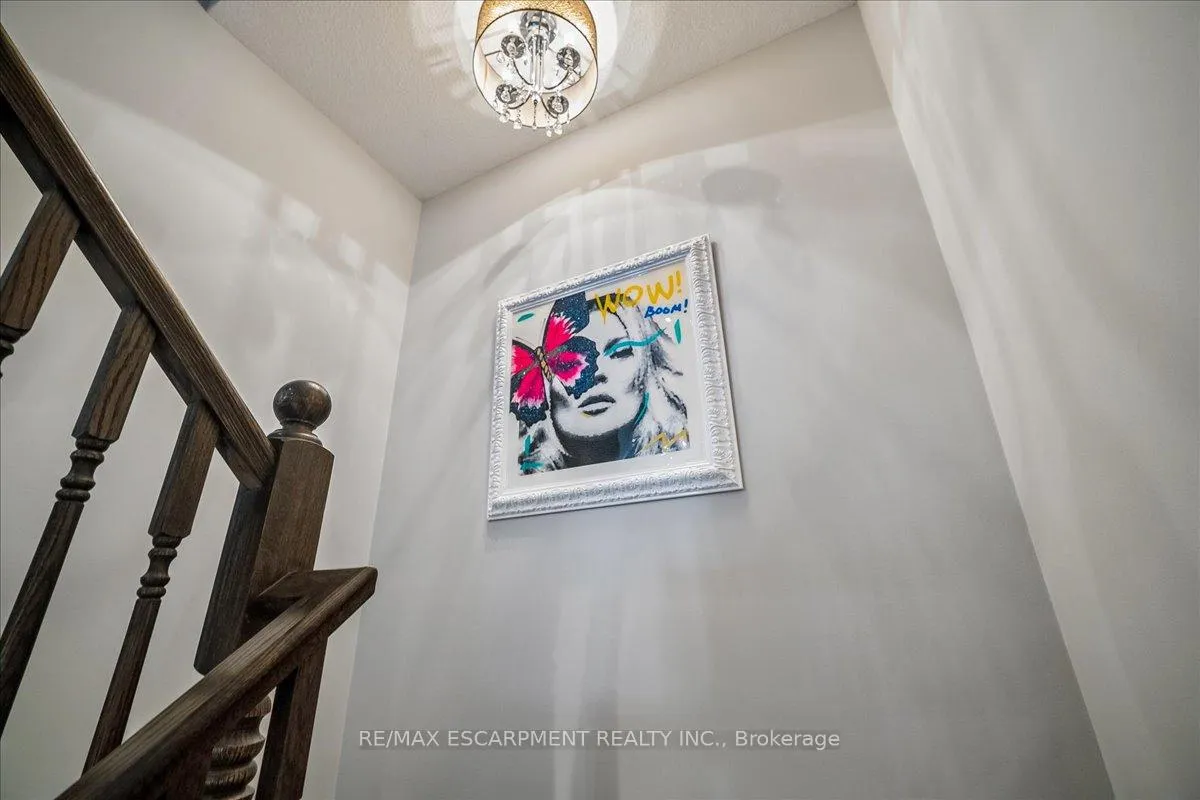 Photo 5 of Unit #40, 181 Plains Road W, Burlington, Bayview — HOMEH