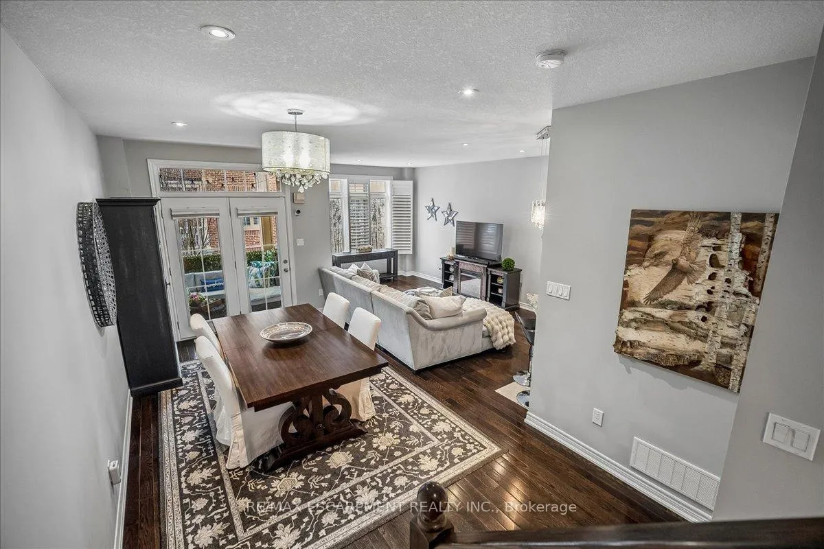 Photo 6 of Unit #40, 181 Plains Road W, Burlington, Bayview — HOMEH
