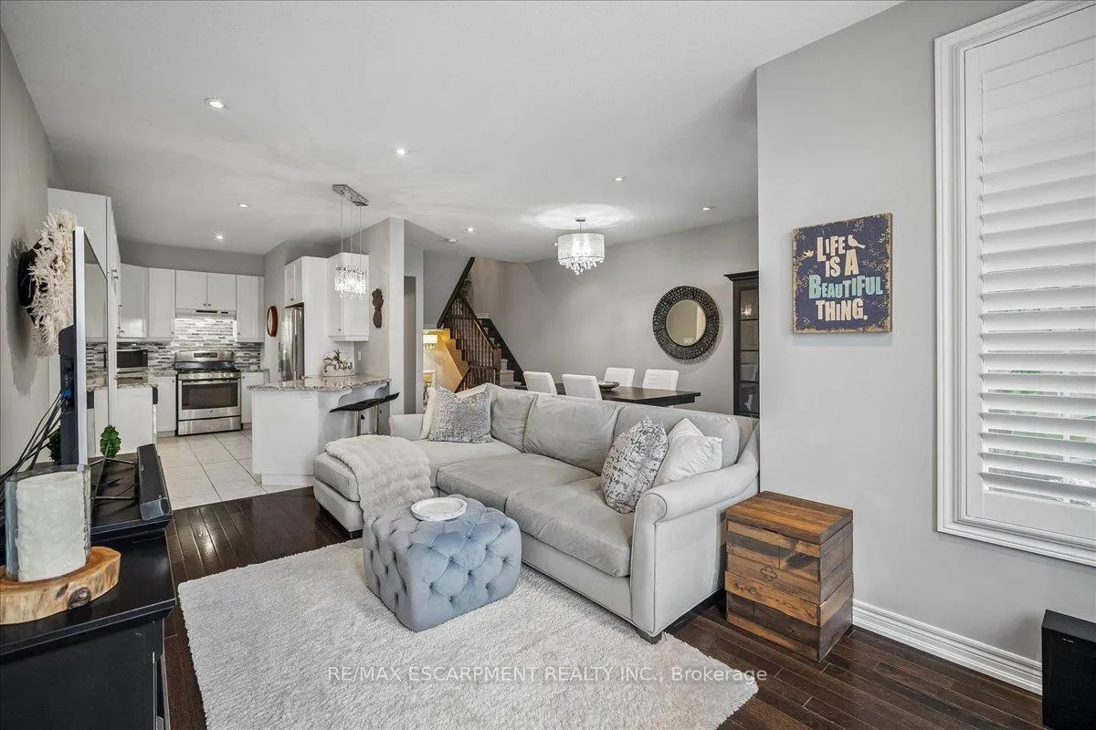 Photo 8 of Unit #40, 181 Plains Road W, Burlington, Bayview — HOMEH