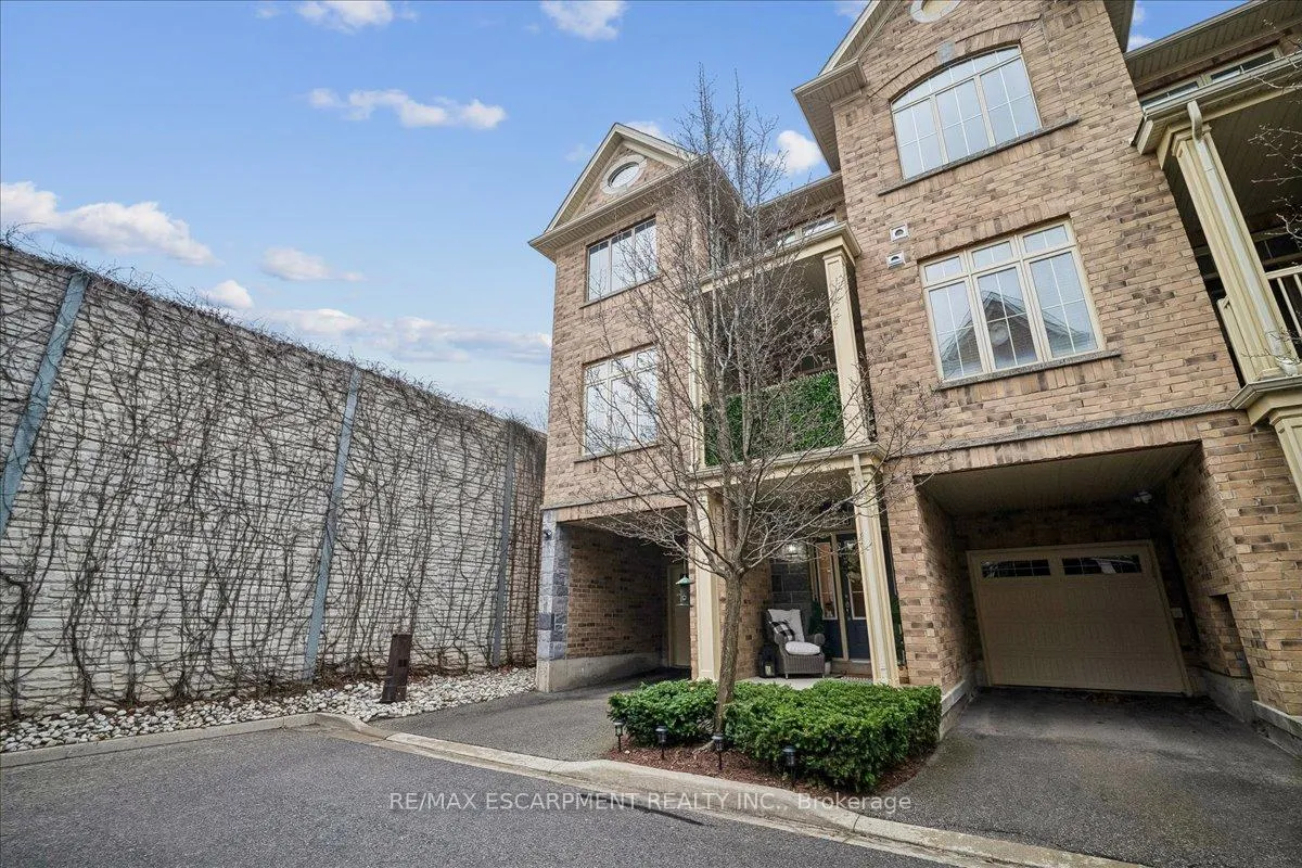 Photo 41 of Unit #40, 181 Plains Road W, Burlington, Bayview — HOMEH