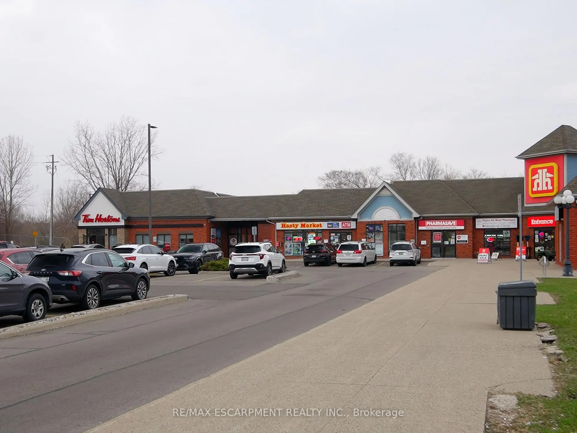 Photo 43 of Unit #40, 181 Plains Road W, Burlington, Bayview — HOMEH