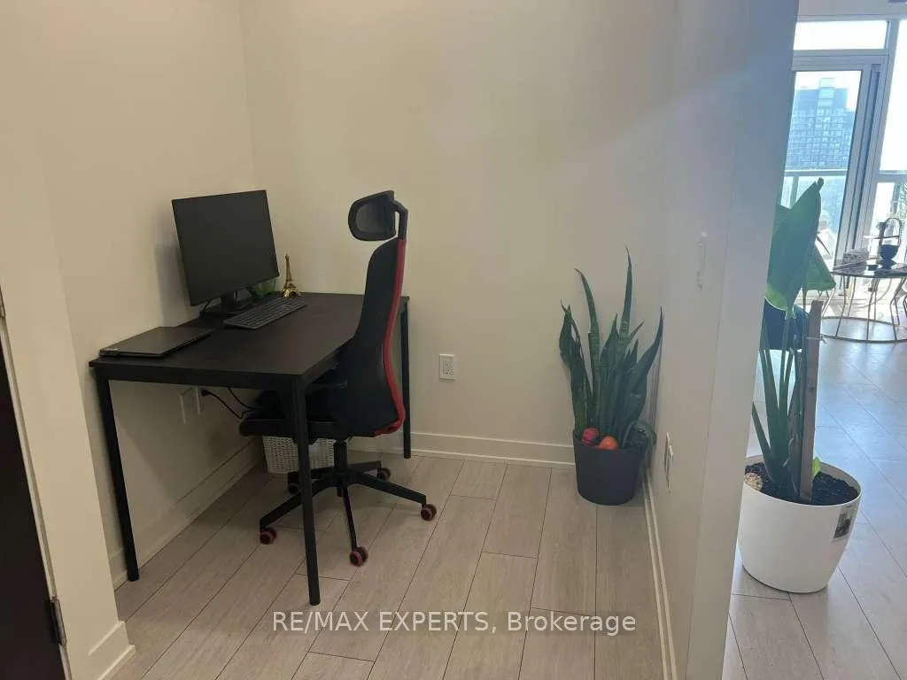 Photo 22 of Unit 3806, 38 Annie Craig Drive, Etobicoke, Mimico — HOMEH
