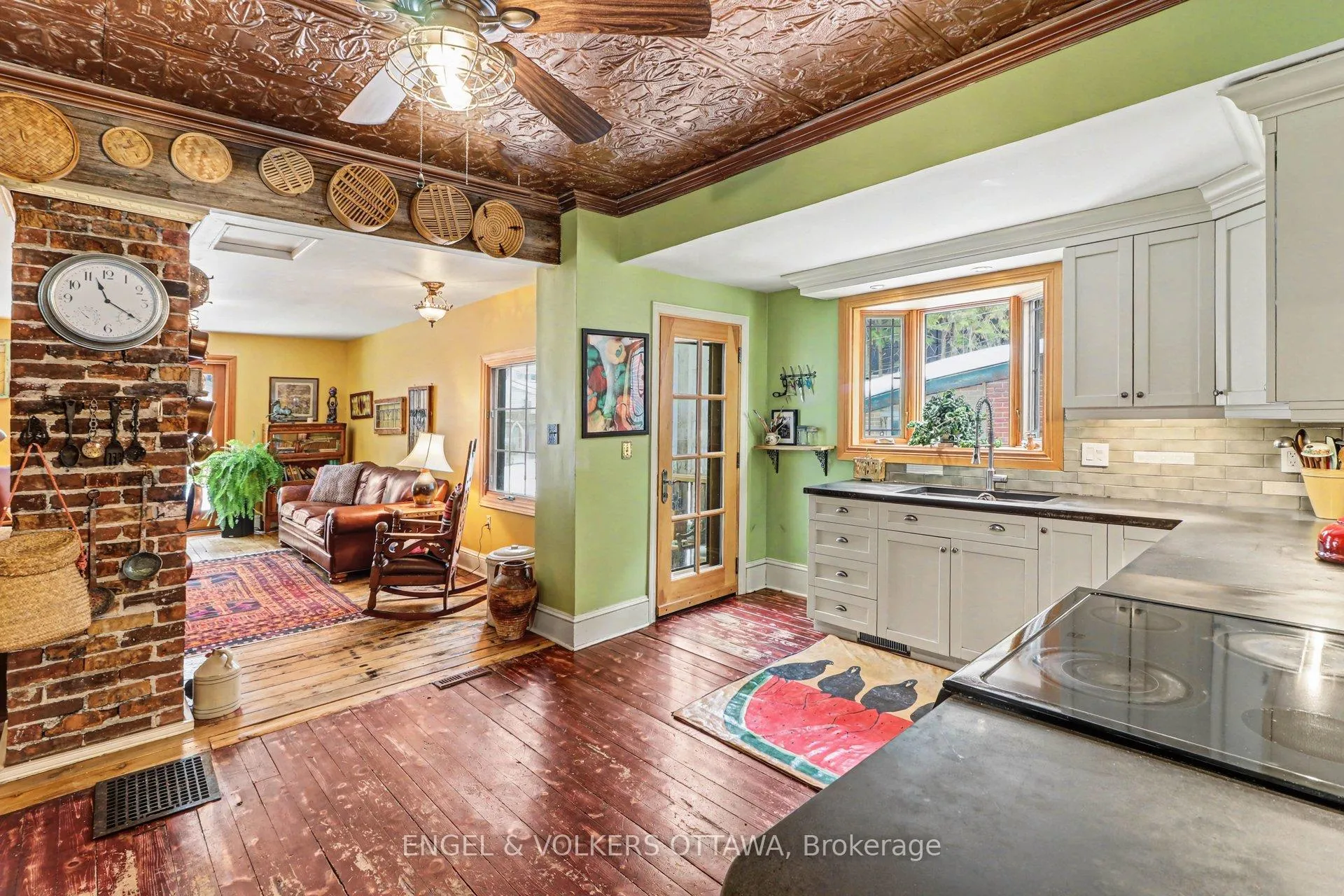 Photo 12 of 88 Pinhey Street, Ottawa, Hintonburg — HOMEH