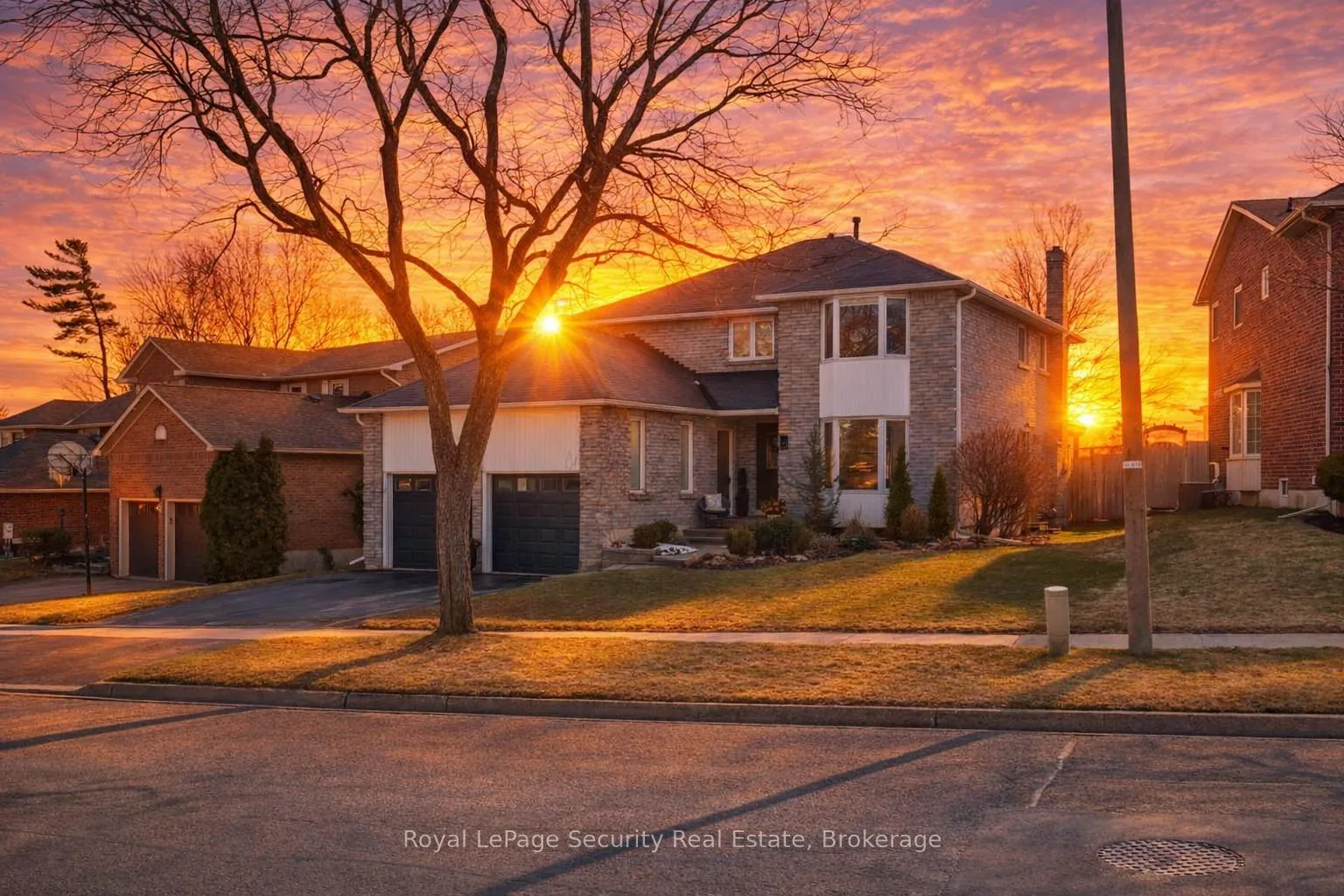 Photo 1 of 23 Fielding Drive, Aurora, Aurora Heights — HOMEH