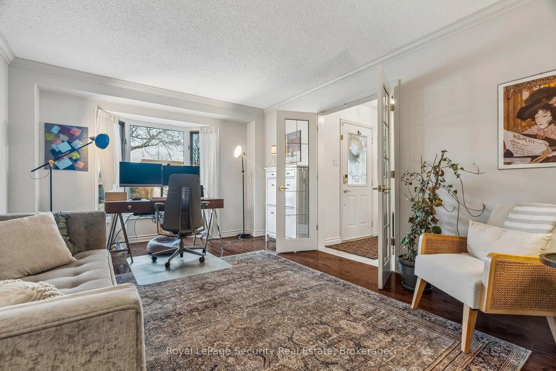 Photo 9 of 23 Fielding Drive, Aurora, Aurora Heights — HOMEH