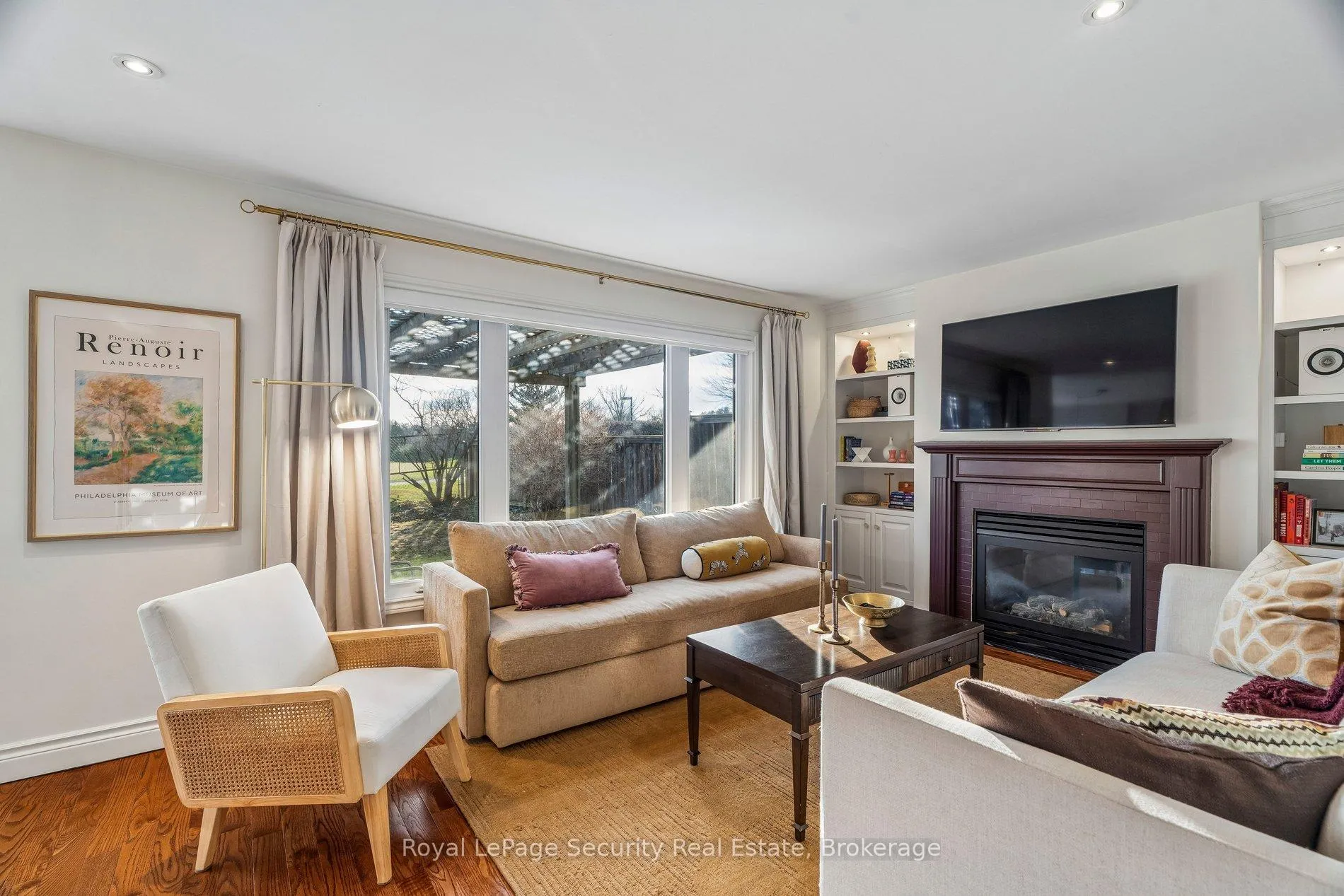 Photo 19 of 23 Fielding Drive, Aurora, Aurora Heights — HOMEH