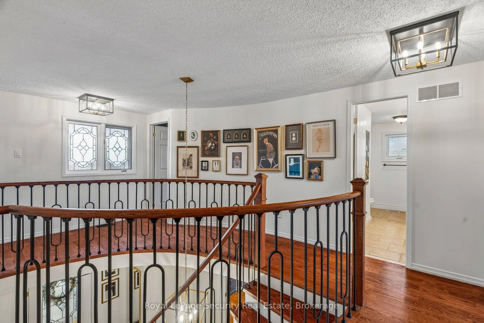 Photo 24 of 23 Fielding Drive, Aurora, Aurora Heights — HOMEH