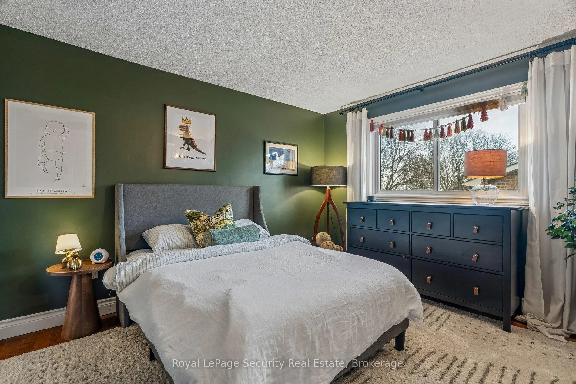Photo 27 of 23 Fielding Drive, Aurora, Aurora Heights — HOMEH