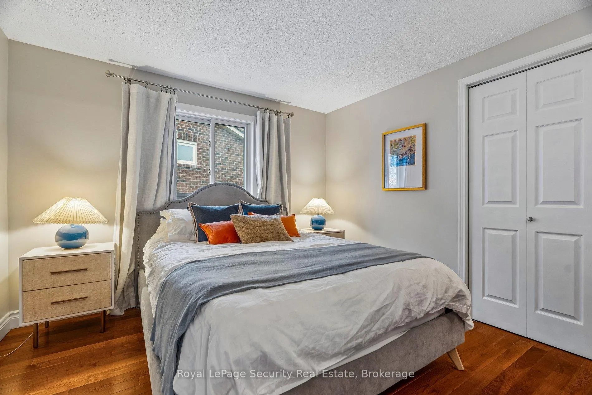 Photo 30 of 23 Fielding Drive, Aurora, Aurora Heights — HOMEH