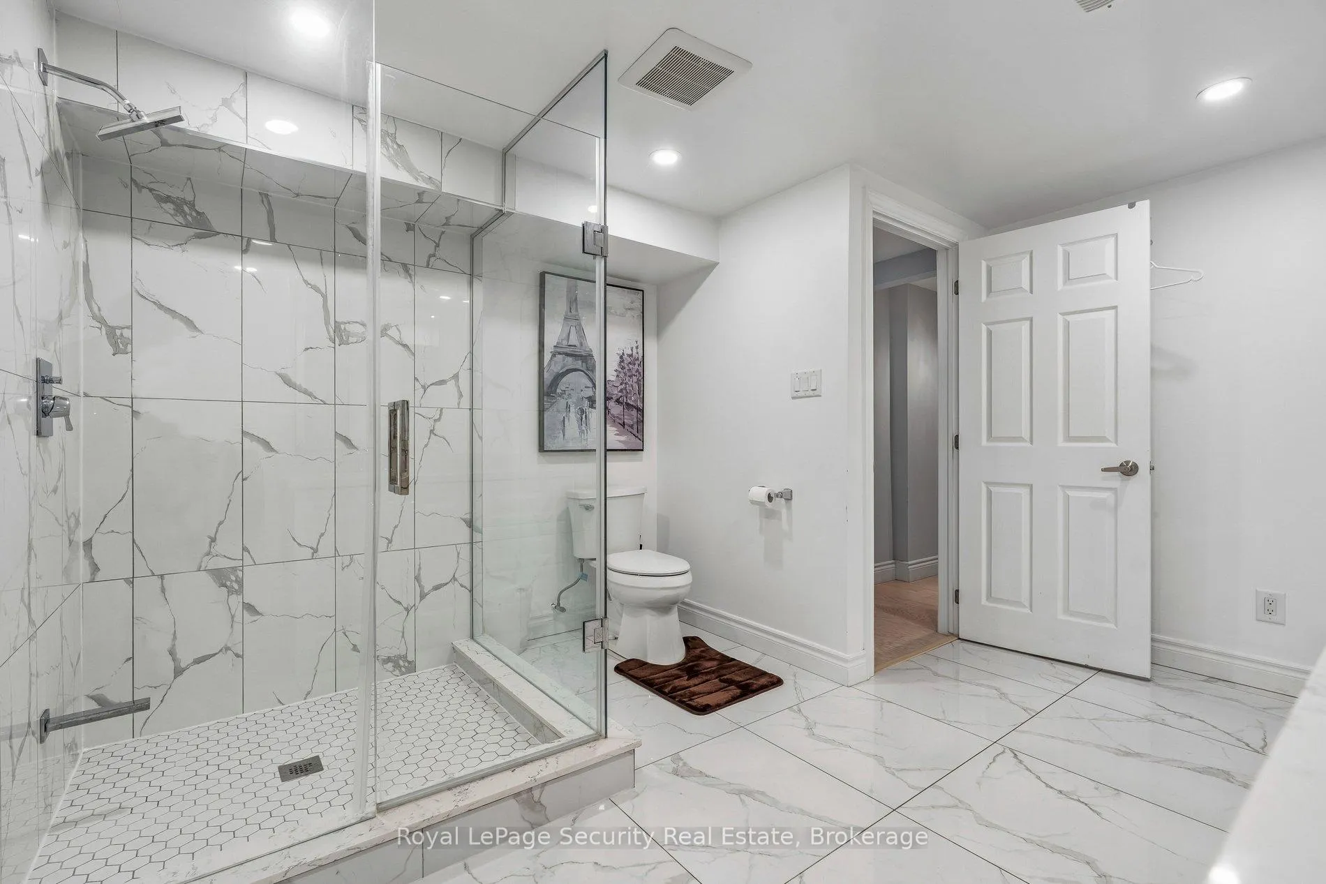 Photo 42 of 23 Fielding Drive, Aurora, Aurora Heights — HOMEH