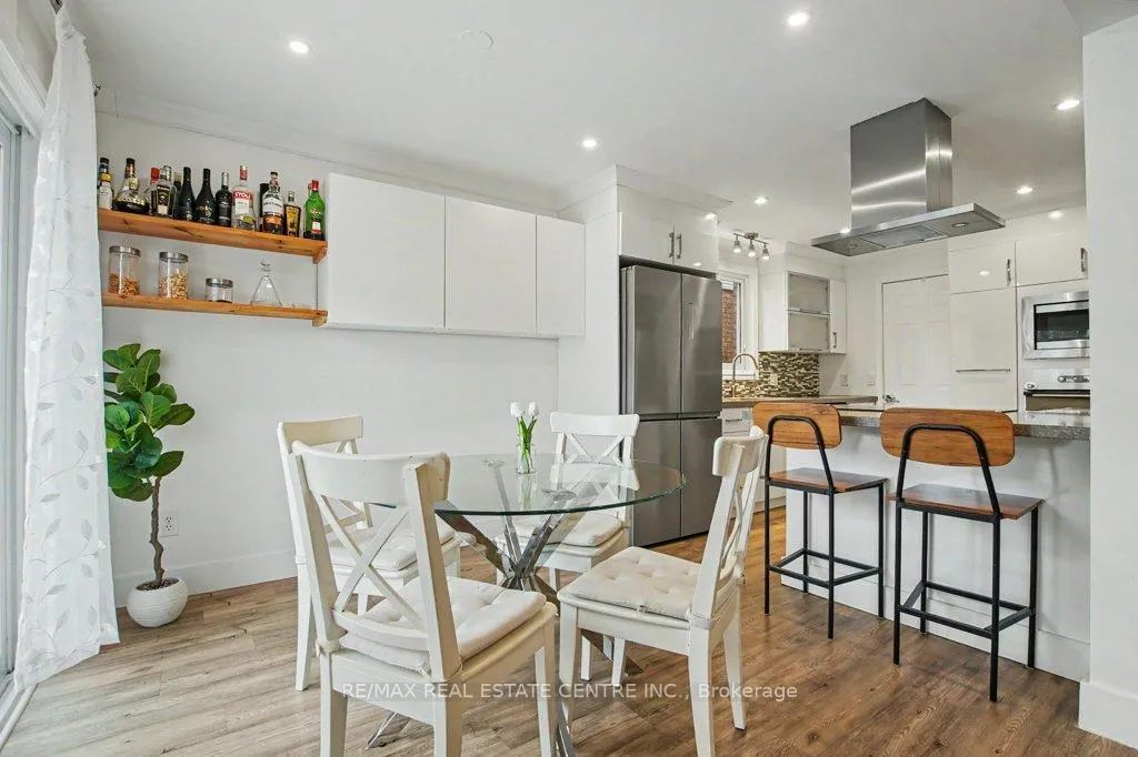 Photo 12 of 32 Marisa Street, Kitchener — HOMEH