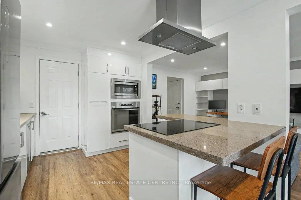 Photo 15 of 32 Marisa Street, Kitchener — HOMEH