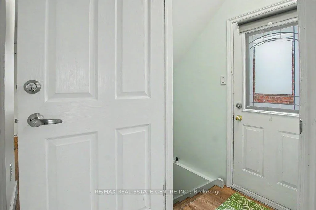 Photo 26 of 32 Marisa Street, Kitchener — HOMEH
