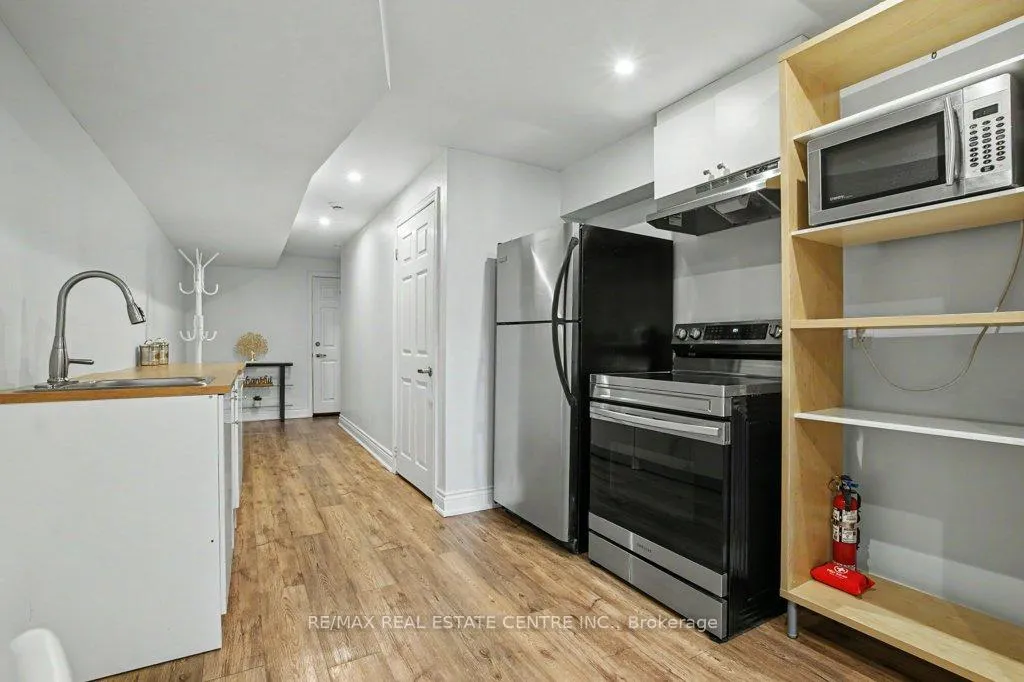 Photo 29 of 32 Marisa Street, Kitchener — HOMEH