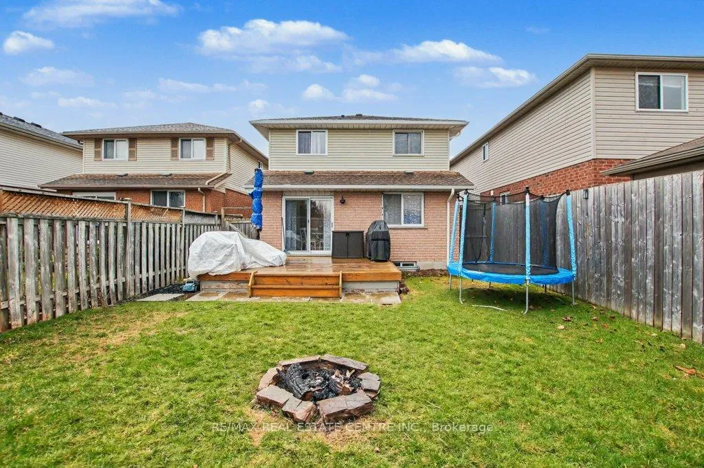 Photo 38 of 32 Marisa Street, Kitchener — HOMEH
