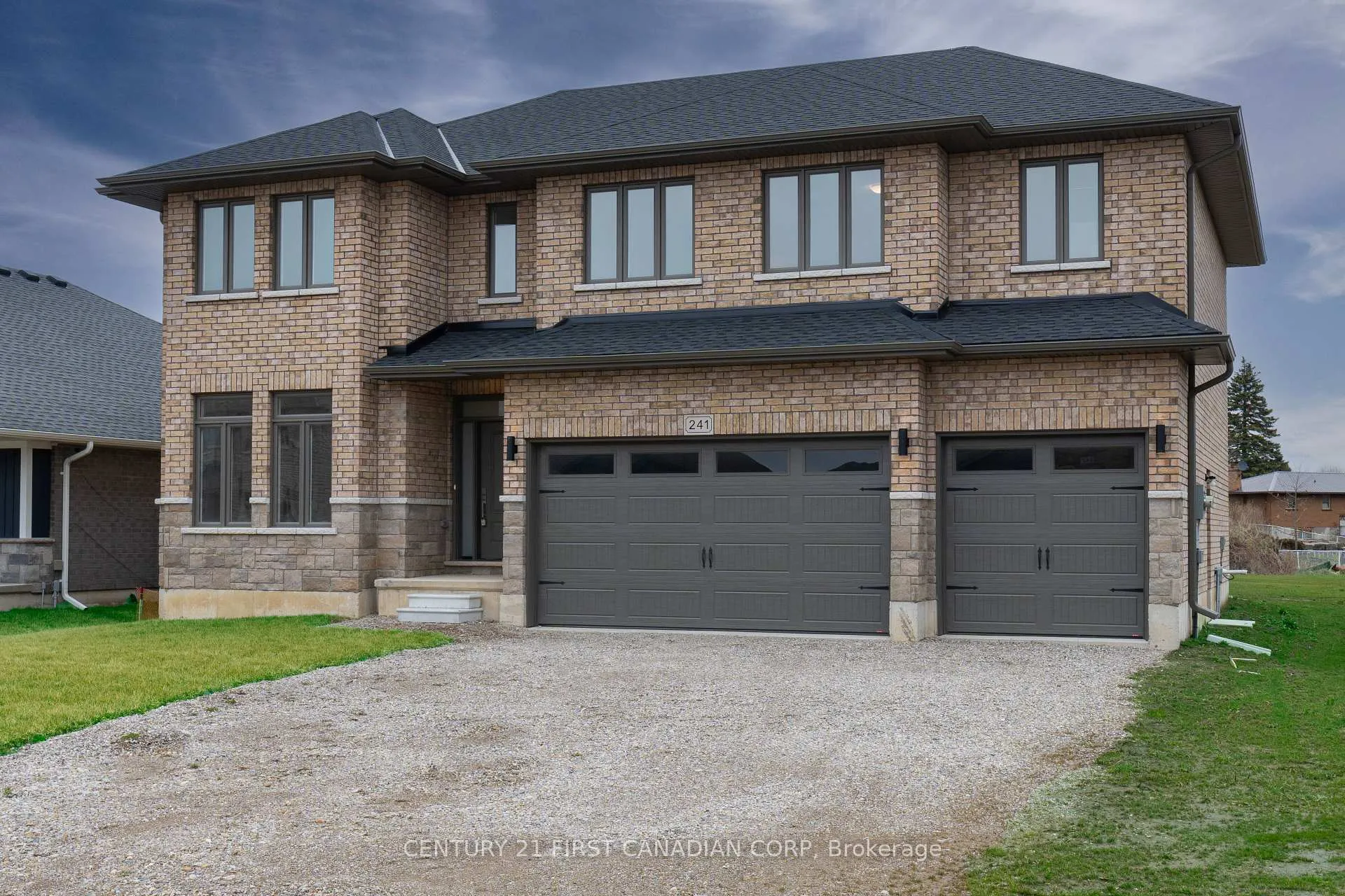 Photo 2 of 241 Leitch Street, Dutton/Dunwich, Dutton — HOMEH