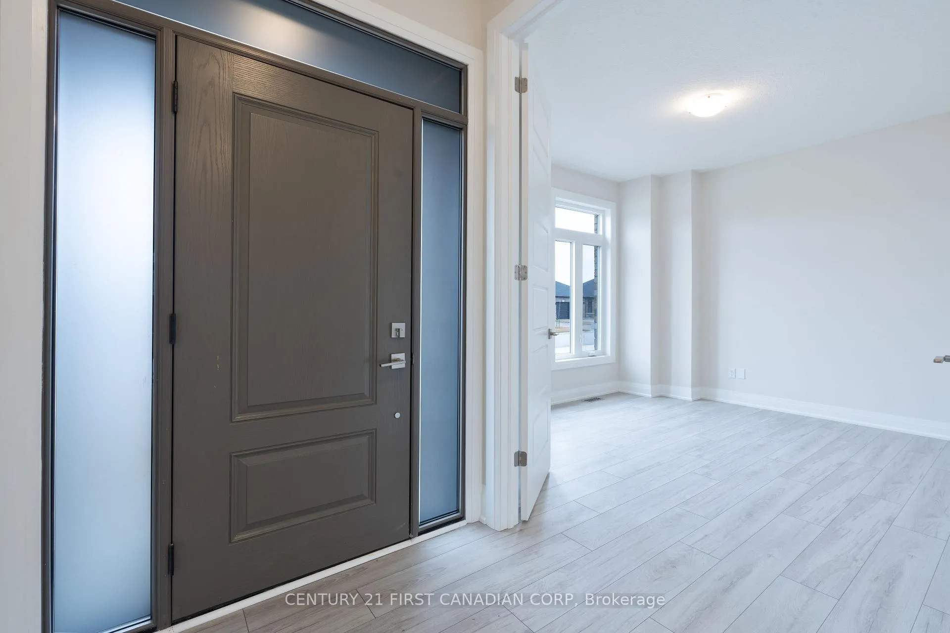 Photo 3 of 241 Leitch Street, Dutton/Dunwich, Dutton — HOMEH
