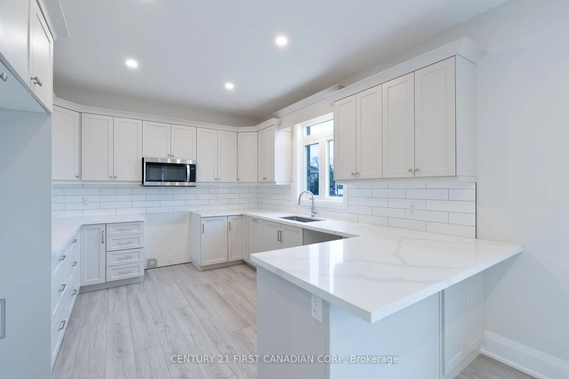 Photo 13 of 241 Leitch Street, Dutton/Dunwich, Dutton — HOMEH