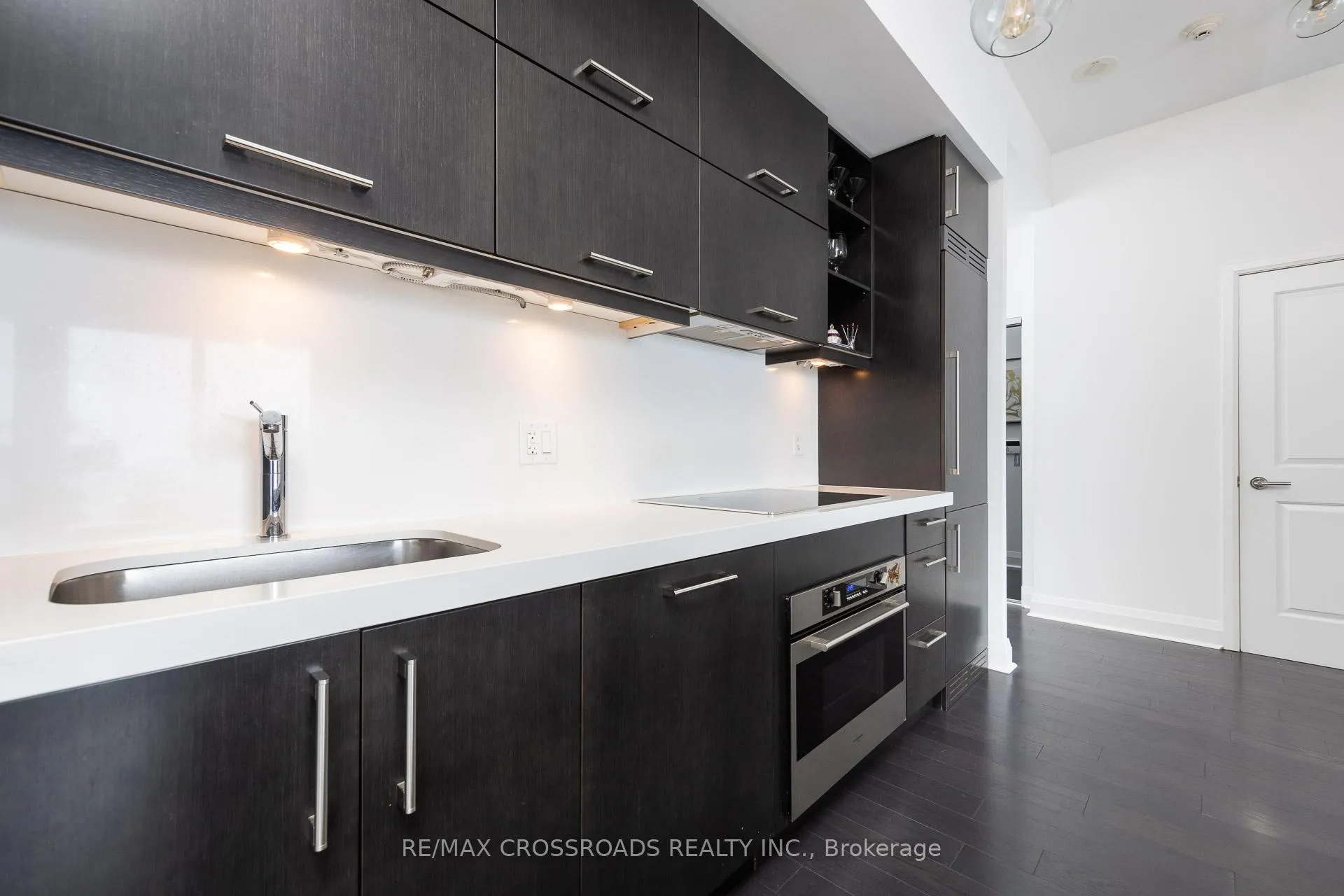 Photo 7 of Unit 4509, 1080 Bay Street, Toronto, Bay Street Corridor — HOMEH
