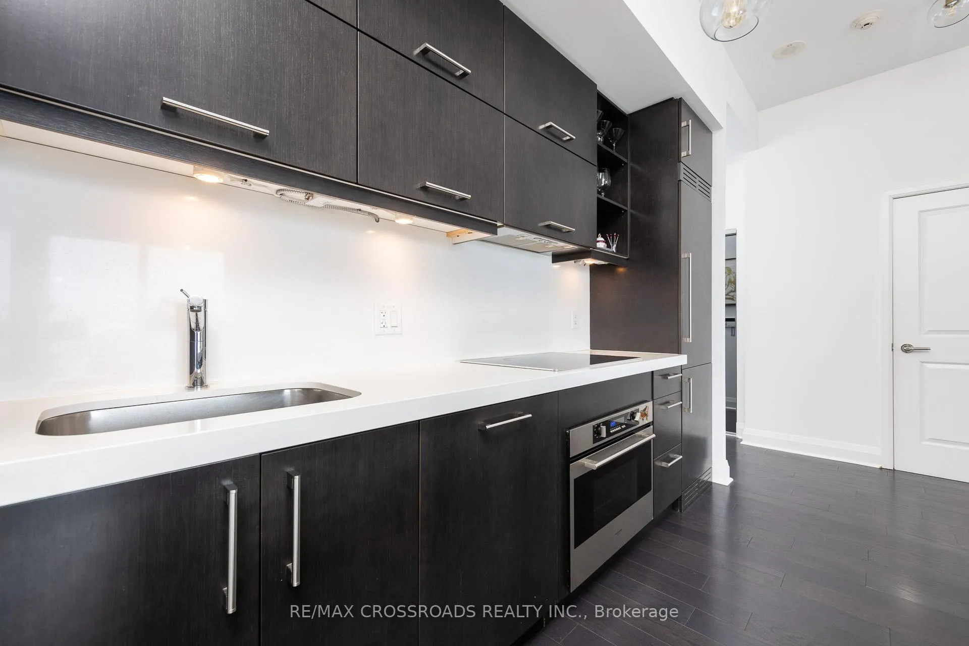 Photo 8 of Unit 4509, 1080 Bay Street, Toronto, Bay Street Corridor — HOMEH