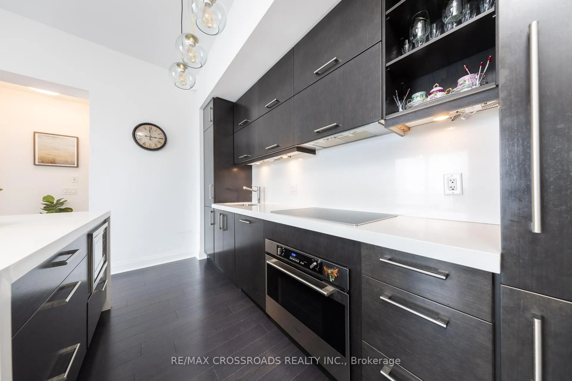 Photo 9 of Unit 4509, 1080 Bay Street, Toronto, Bay Street Corridor — HOMEH
