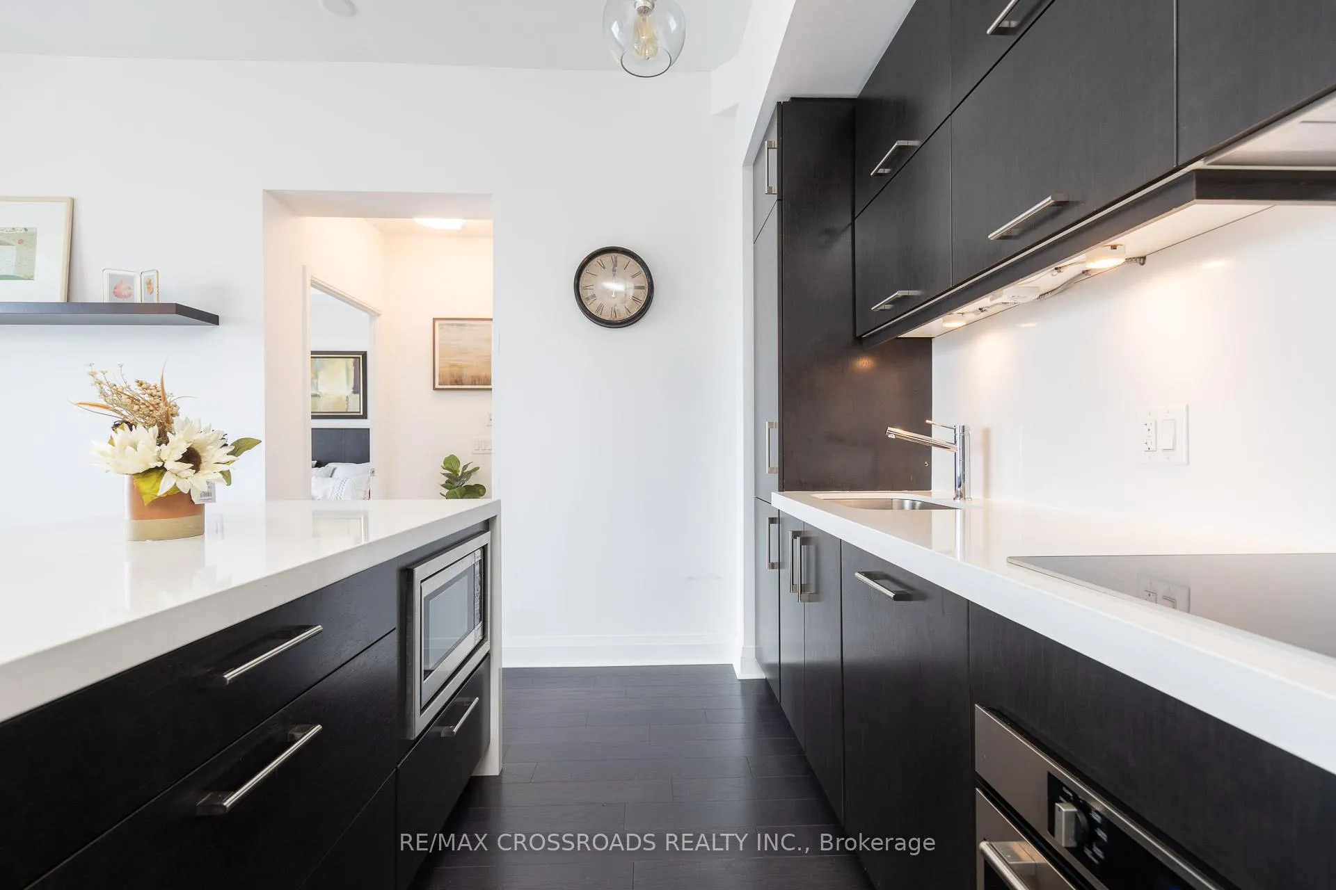 Photo 10 of Unit 4509, 1080 Bay Street, Toronto, Bay Street Corridor — HOMEH