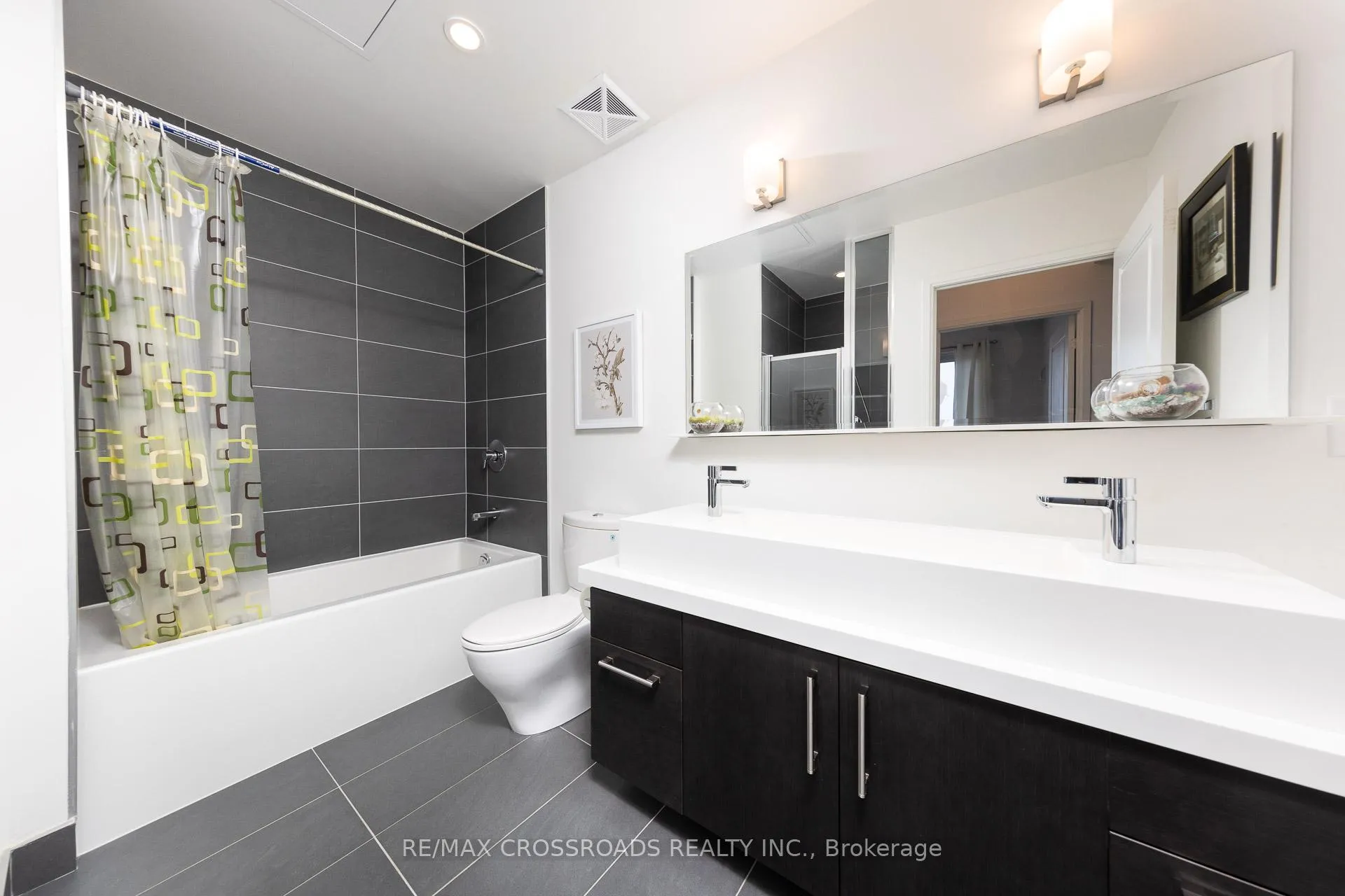 Photo 19 of Unit 4509, 1080 Bay Street, Toronto, Bay Street Corridor — HOMEH
