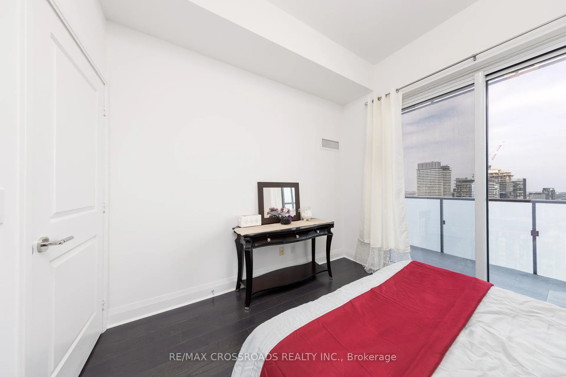 Photo 22 of Unit 4509, 1080 Bay Street, Toronto, Bay Street Corridor — HOMEH