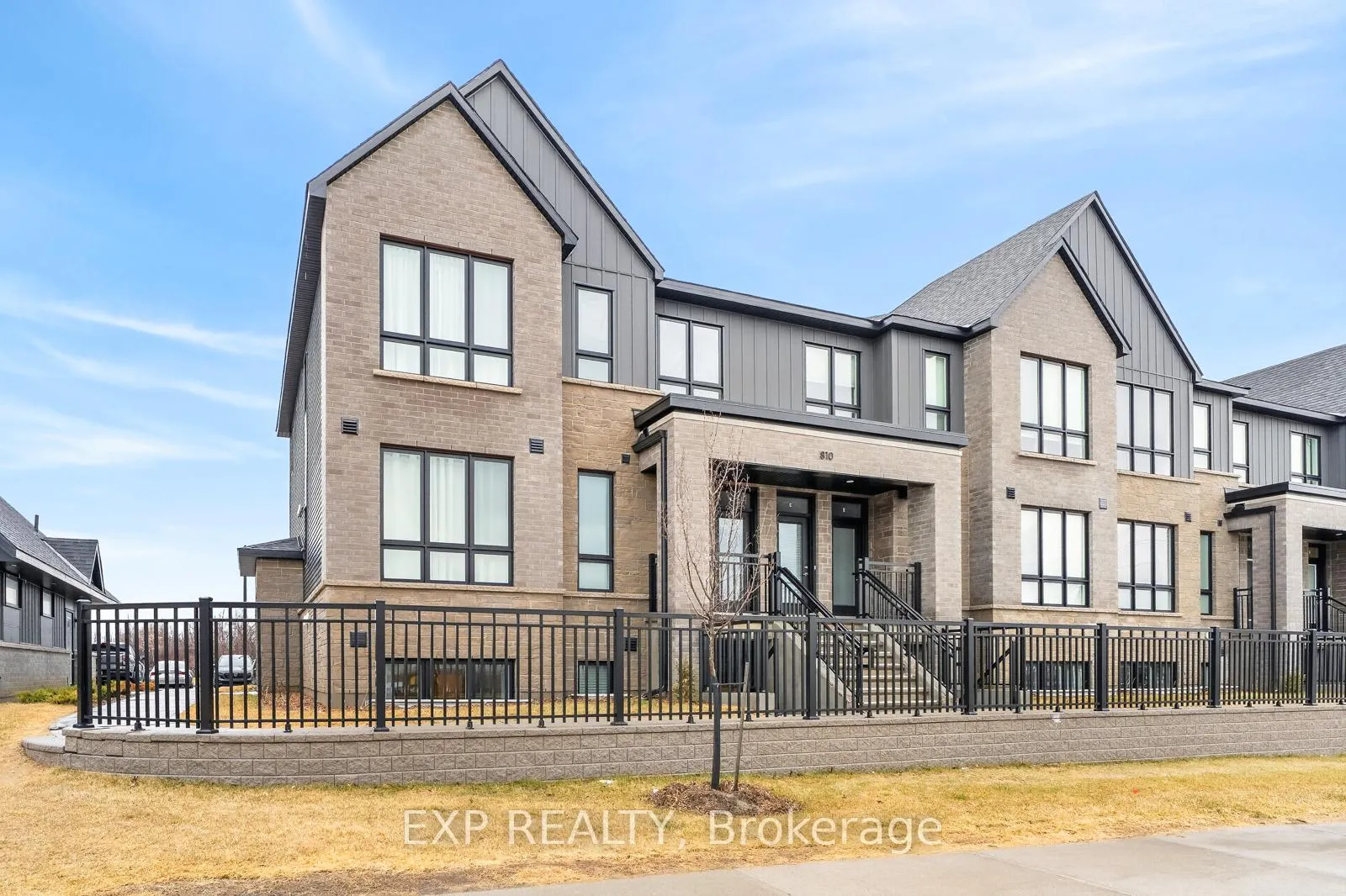 Front of Unit D, 810 Roger Griffiths Avenue