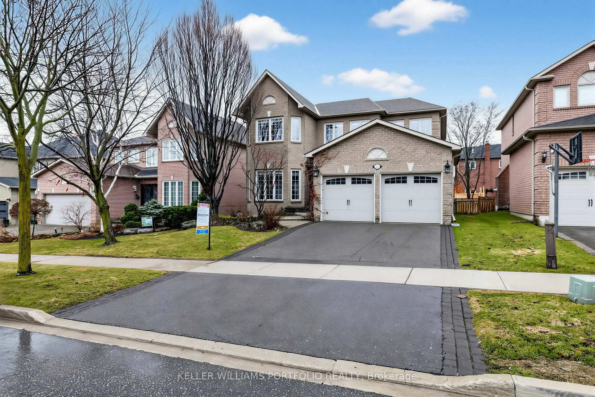 Photo 1 of 39 Downing Boulevard, Vaughan, Uplands — HOMEH