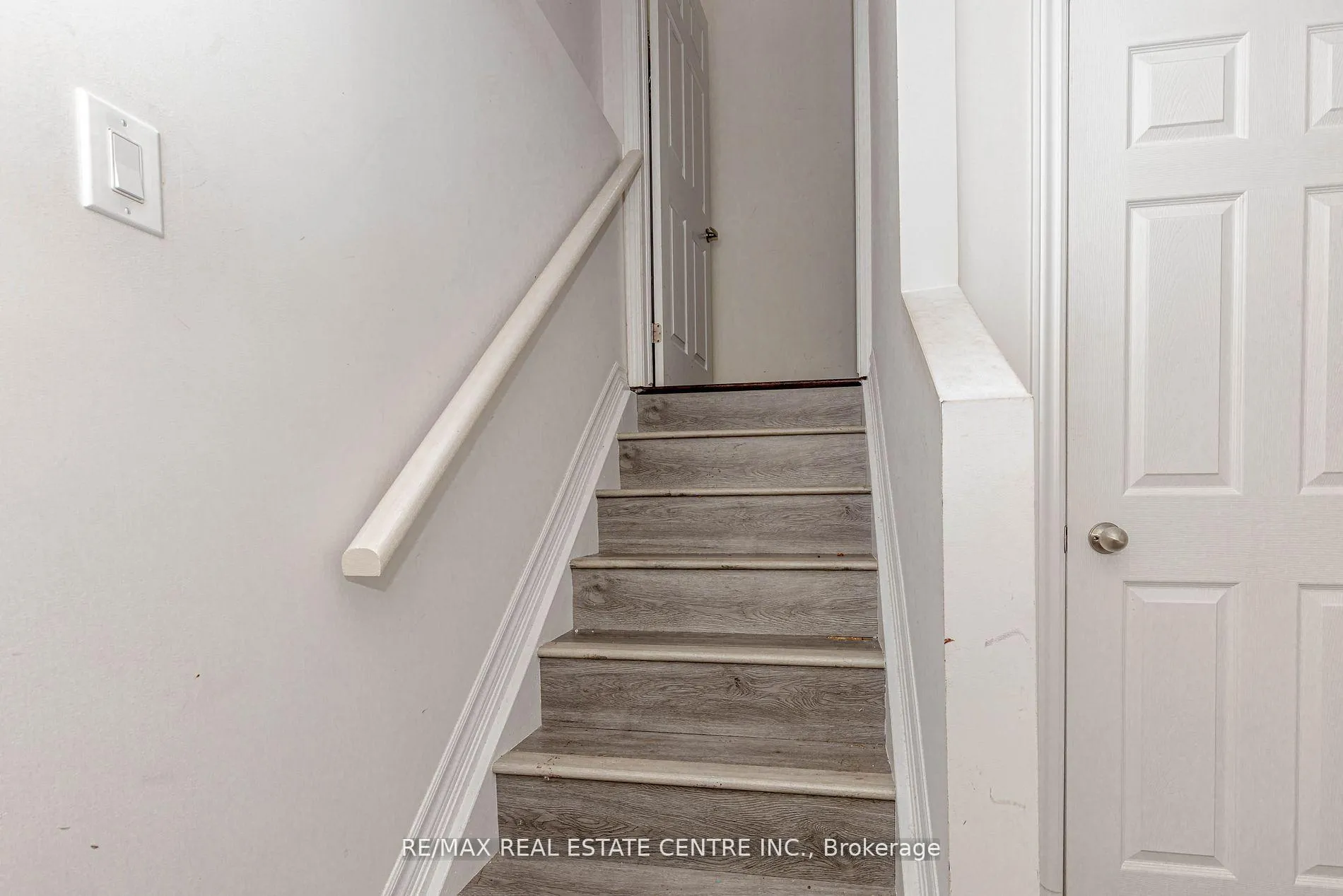 Photo 27 of 340 Shady Glen Crescent, Kitchener — HOMEH