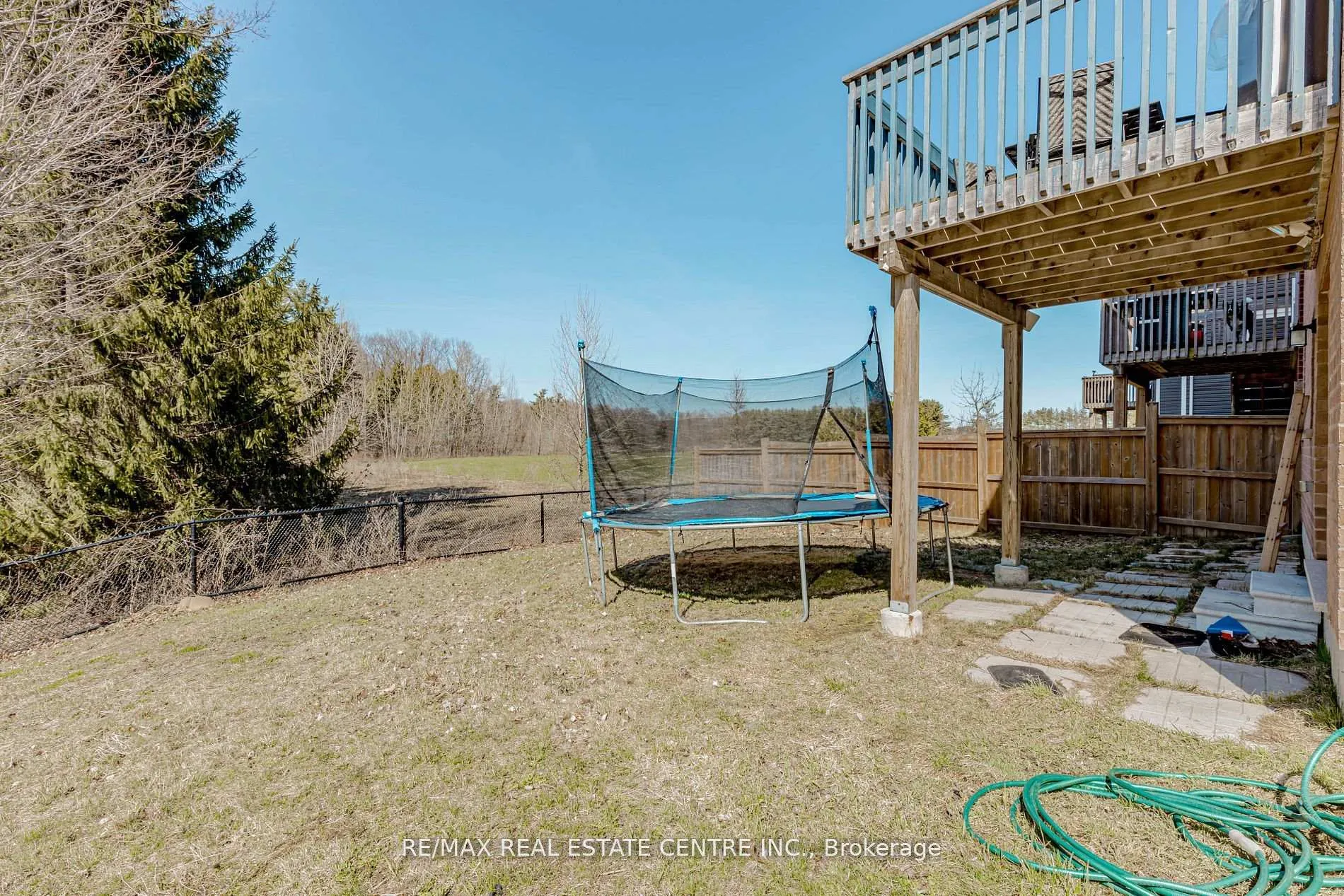 Photo 37 of 340 Shady Glen Crescent, Kitchener — HOMEH