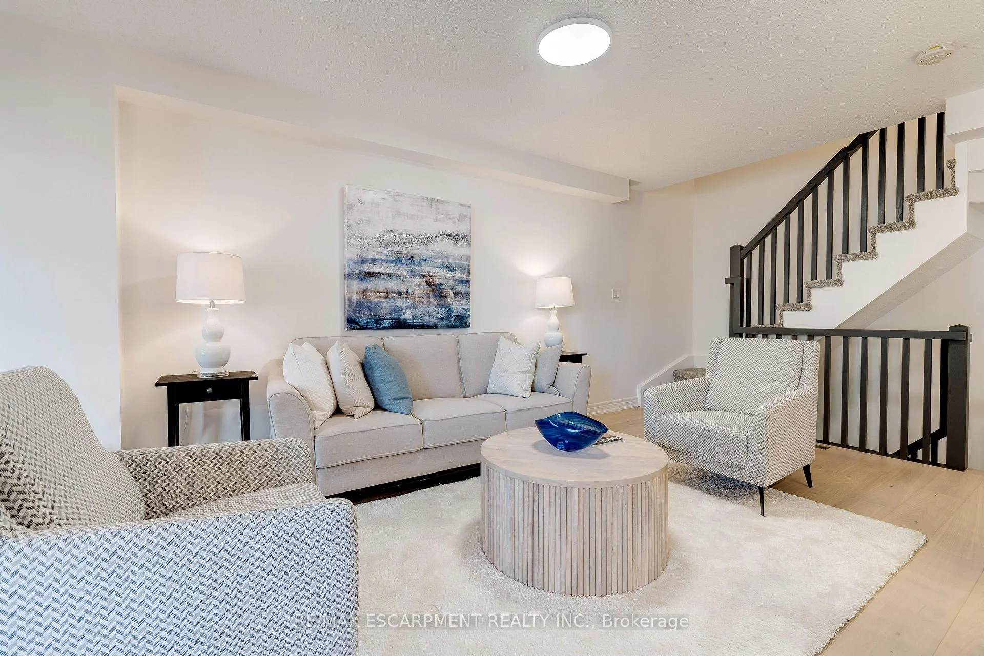 Photo 19 of 628 Garibaldi Common, Burlington, Shoreacres — HOMEH
