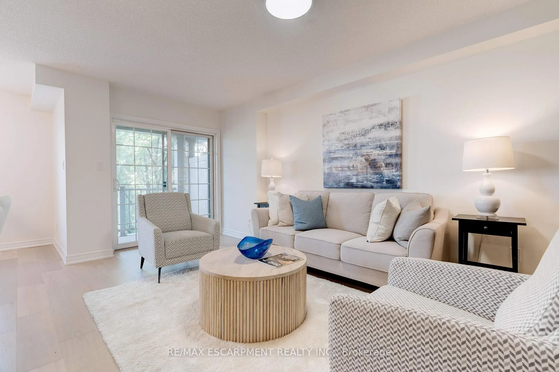 Photo 20 of 628 Garibaldi Common, Burlington, Shoreacres — HOMEH