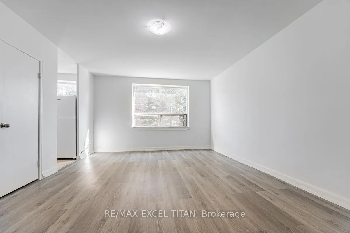 Front of Unit 106, 4 Hill Heights Road