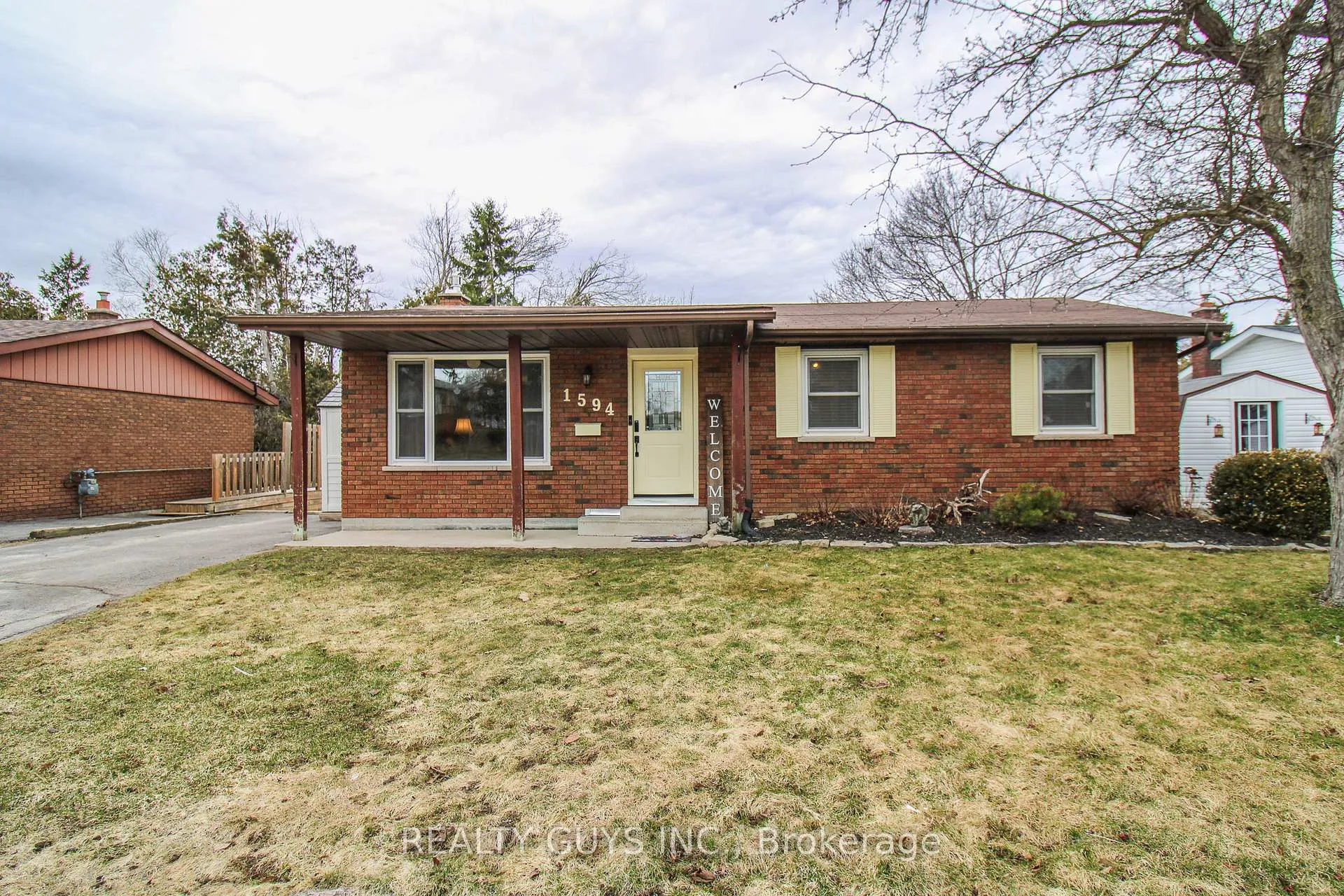 Photo 1 of 1594 Redwood Drive, Peterborough, Monaghan Ward 2 — HOMEH