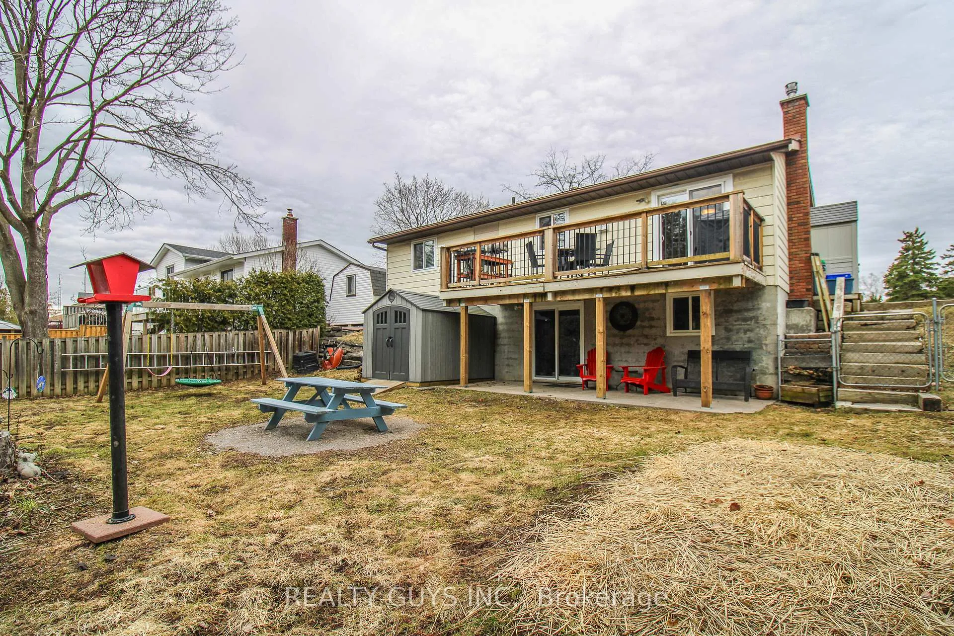 Photo 2 of 1594 Redwood Drive, Peterborough, Monaghan Ward 2 — HOMEH