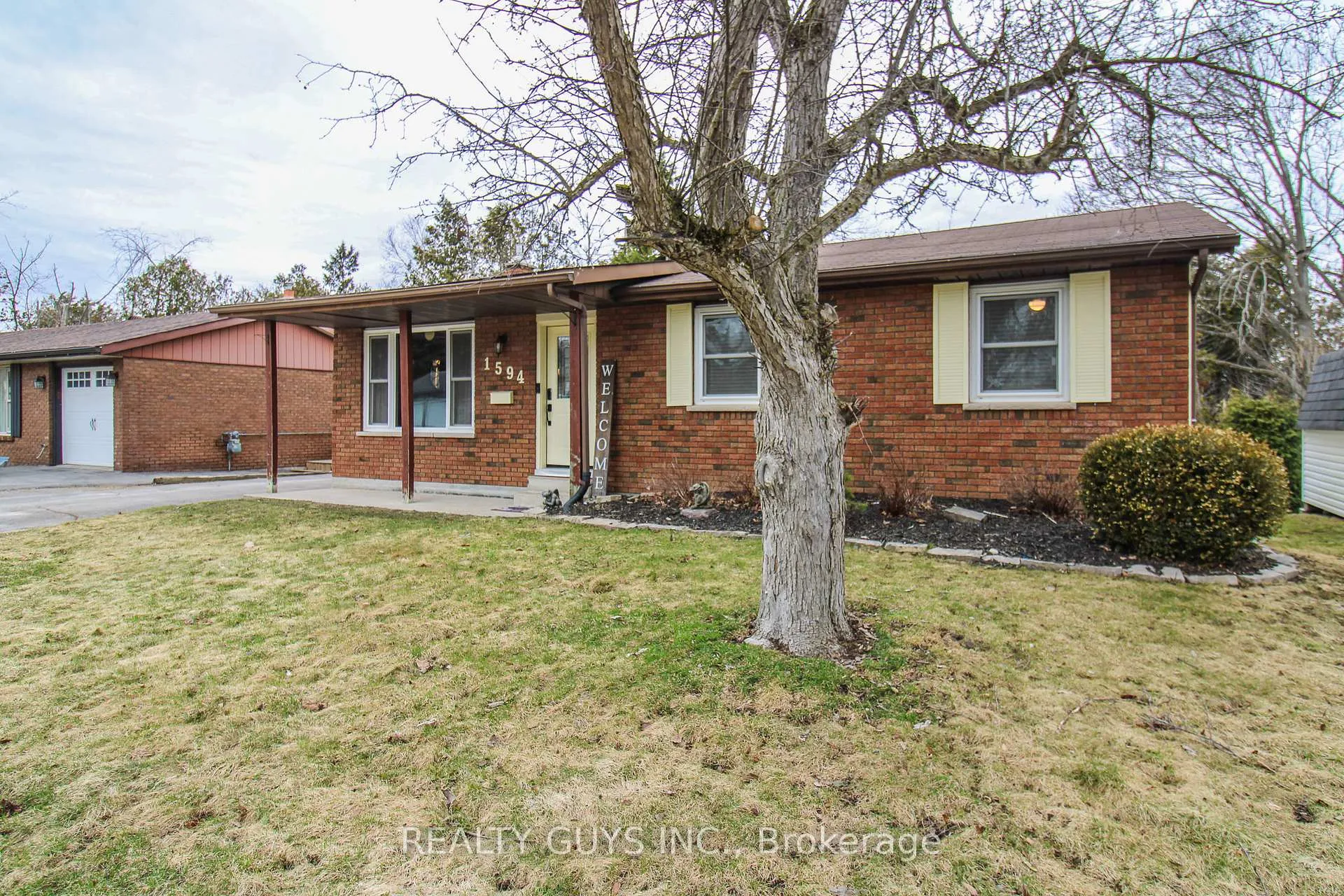 Photo 4 of 1594 Redwood Drive, Peterborough, Monaghan Ward 2 — HOMEH