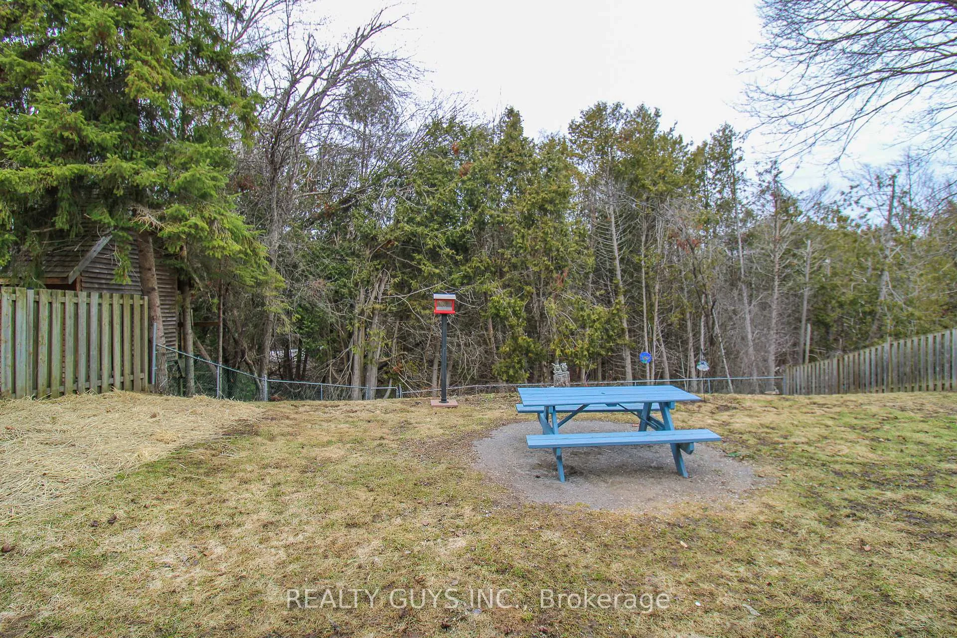 Photo 9 of 1594 Redwood Drive, Peterborough, Monaghan Ward 2 — HOMEH