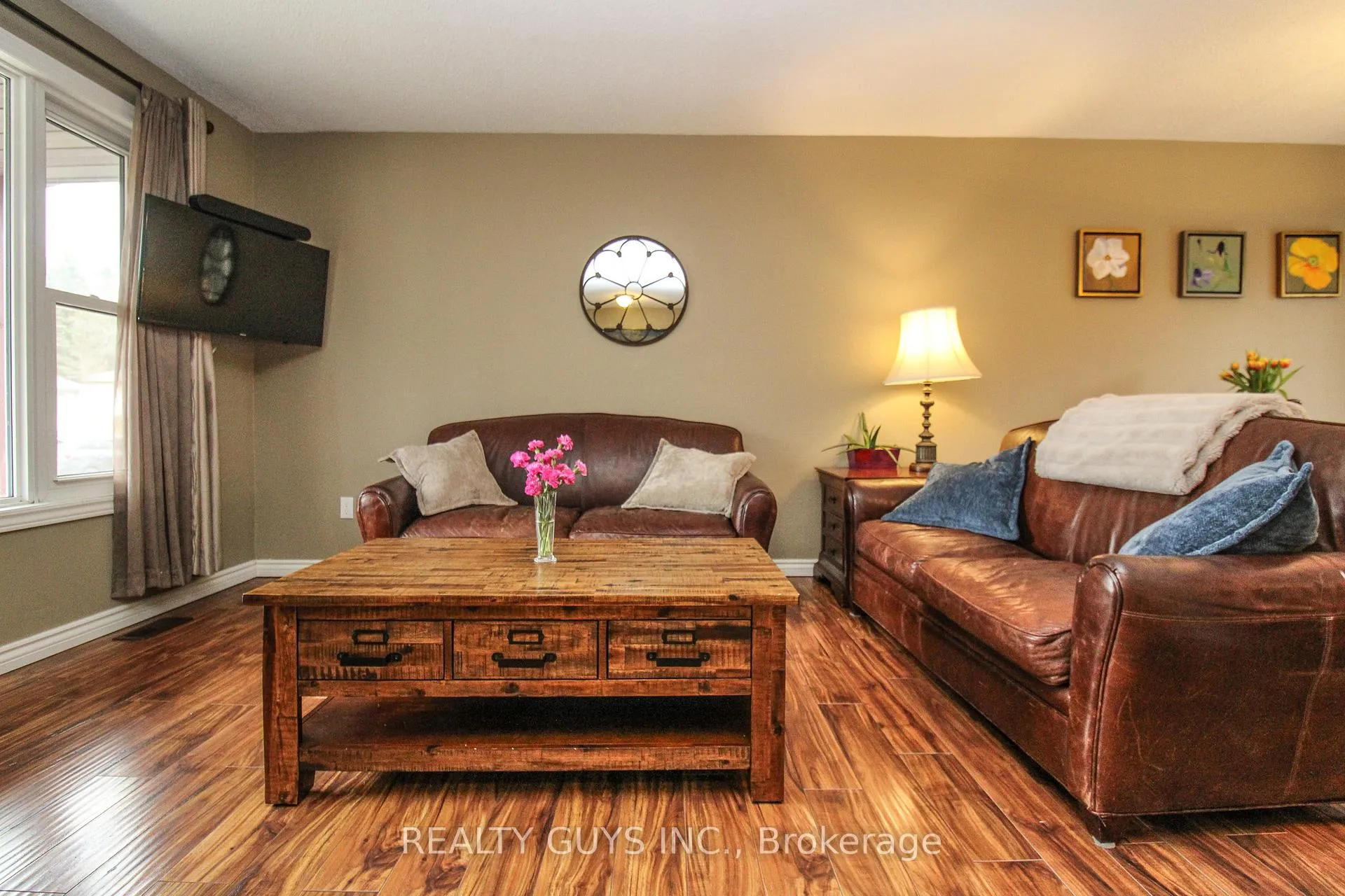 Photo 16 of 1594 Redwood Drive, Peterborough, Monaghan Ward 2 — HOMEH