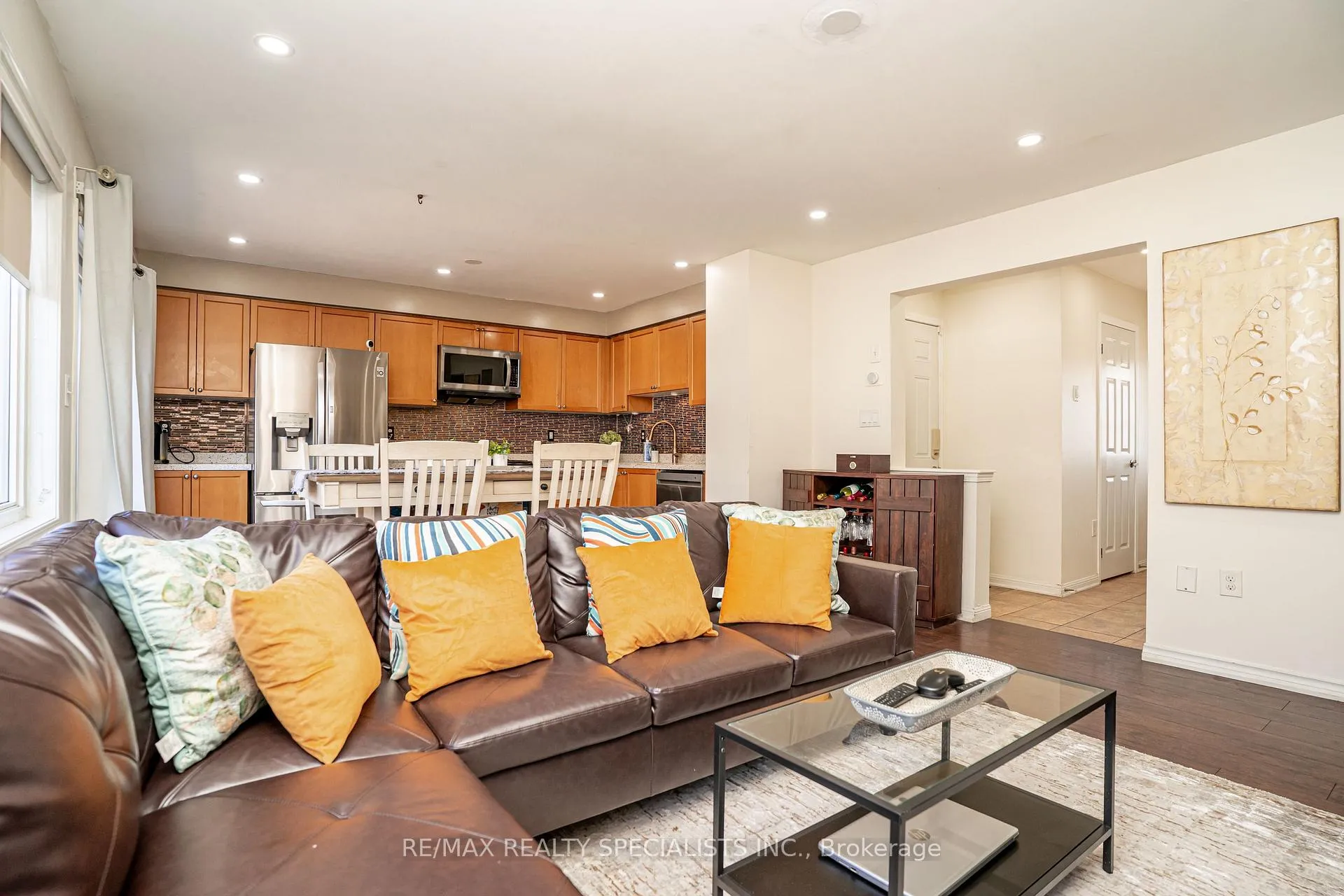 Photo 9 of 63 Michigan Avenue, Cambridge, Silver Heights — HOMEH